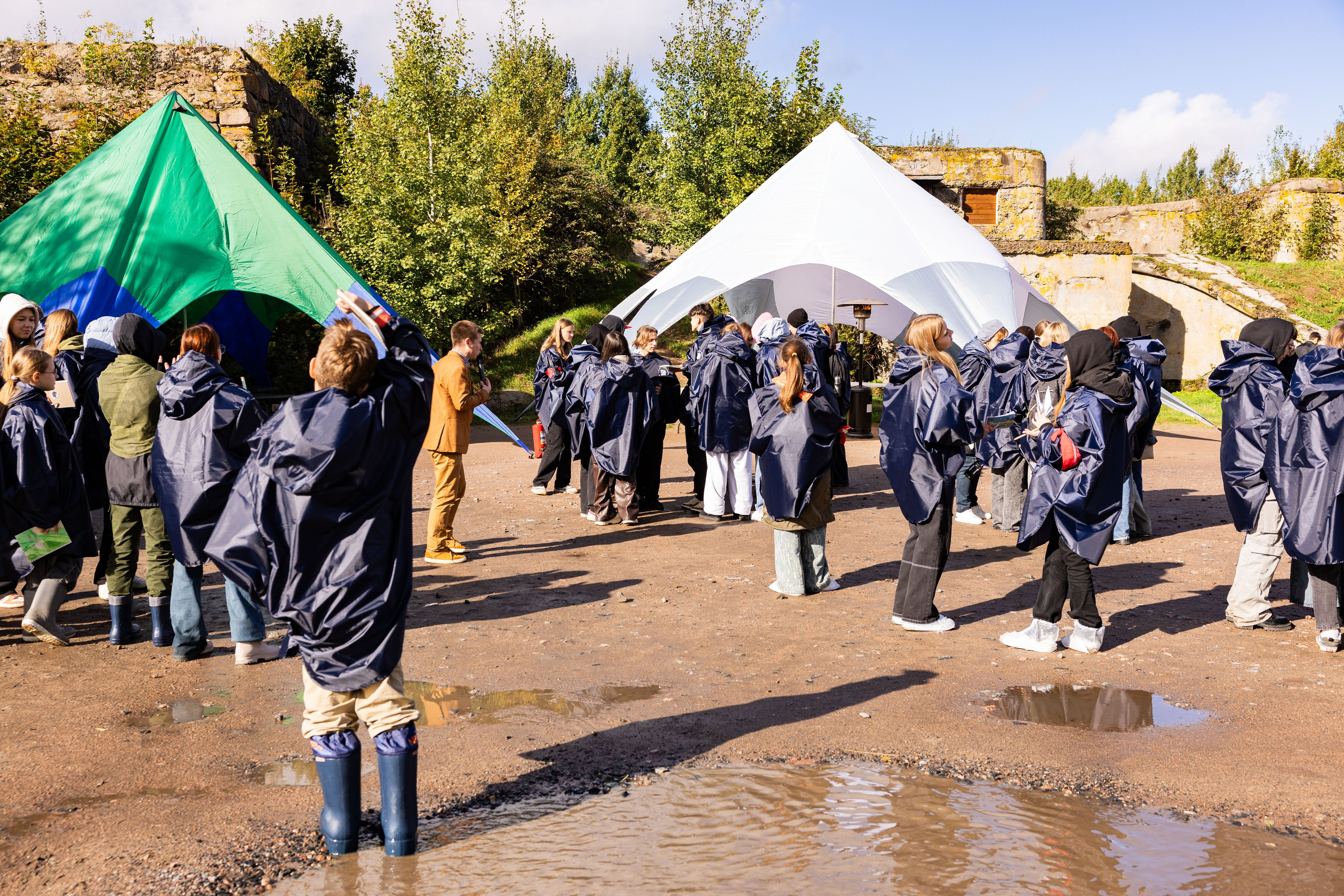 Зеленый пластик. Западный Котлин. Фотограф/видеограф в Санкт-Петербурге Динара Гольдина