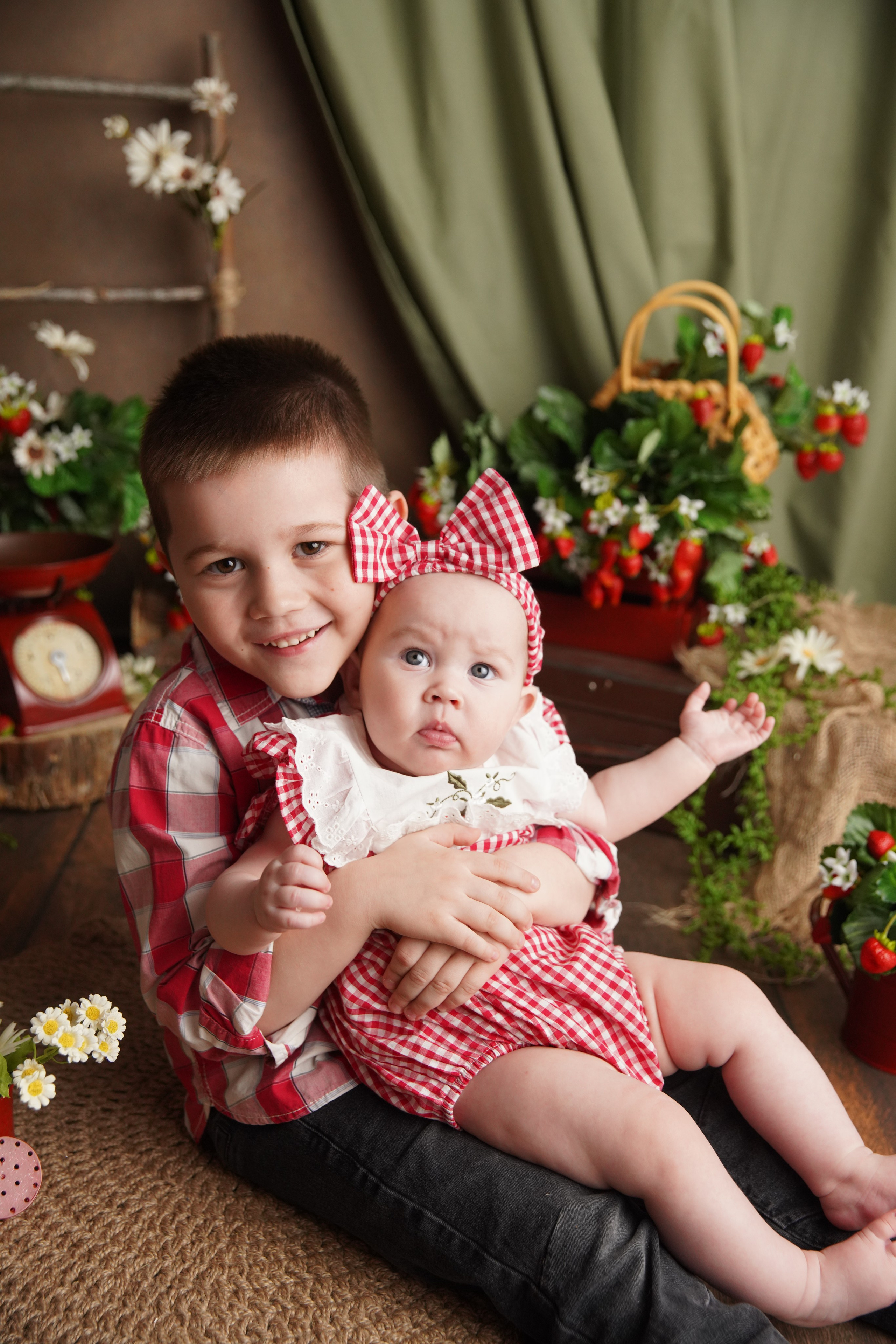 Ягодная. Фотограф новорожденных. Семейный и детский фотограф в городе Сургуте