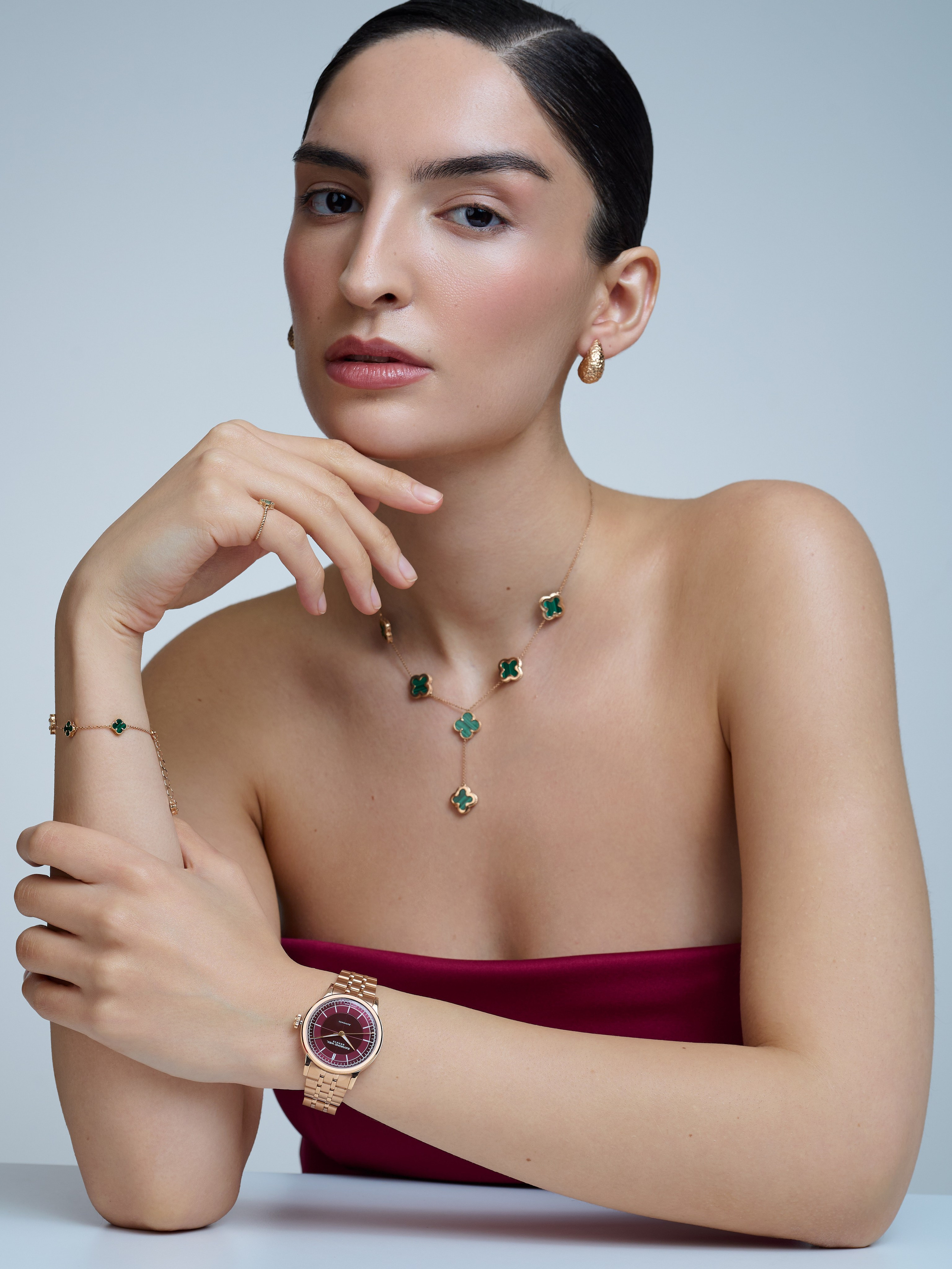 Каталог для бренда AllTime. Фотограф для брендов в Москве Ксения Чупрунова