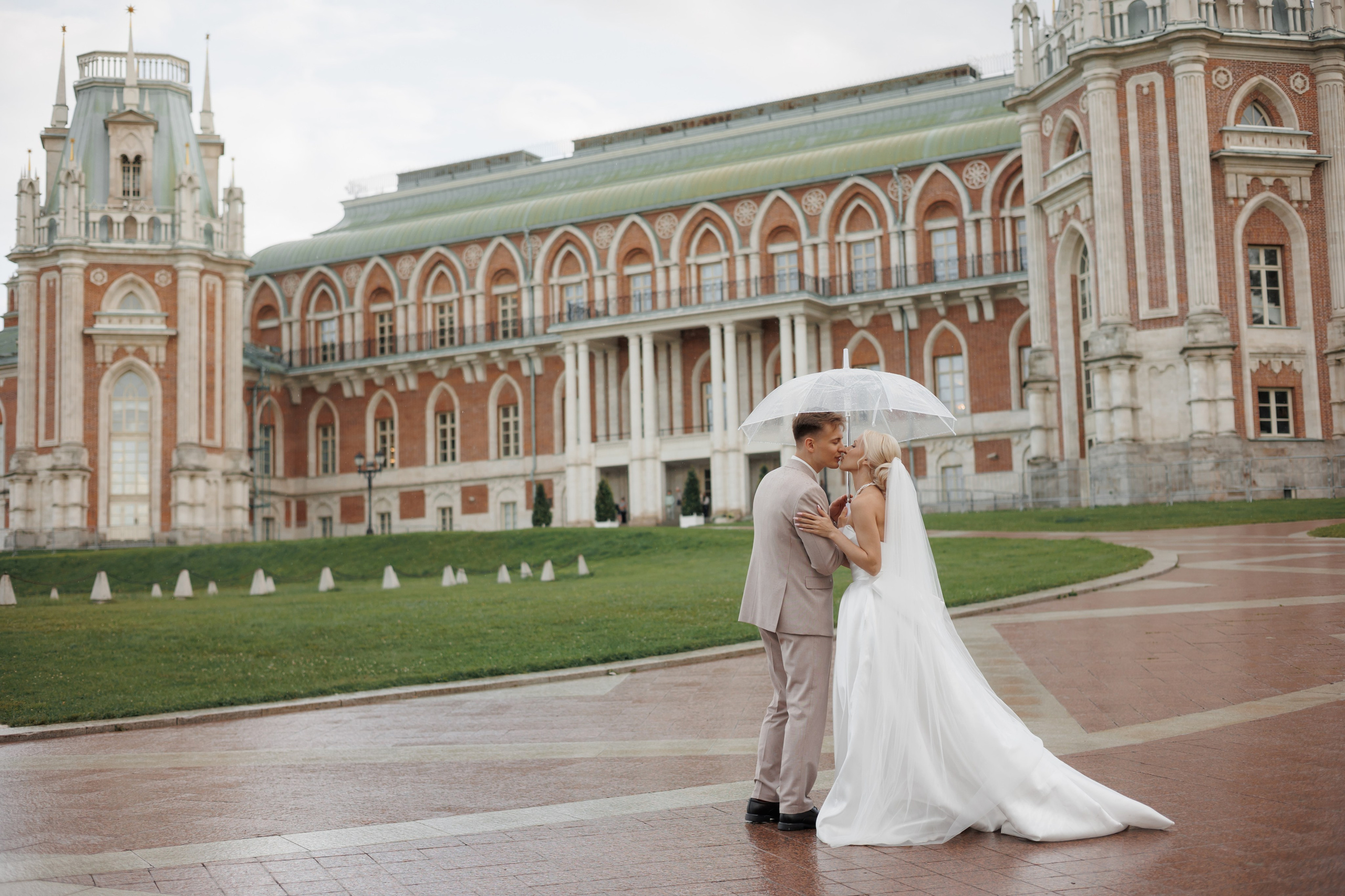 Отель «Милан», Шипиловский ЗАГС, прогулка в парке Царицыно. Свадебный и репортажный фотограф (Москва, Королев и другие)