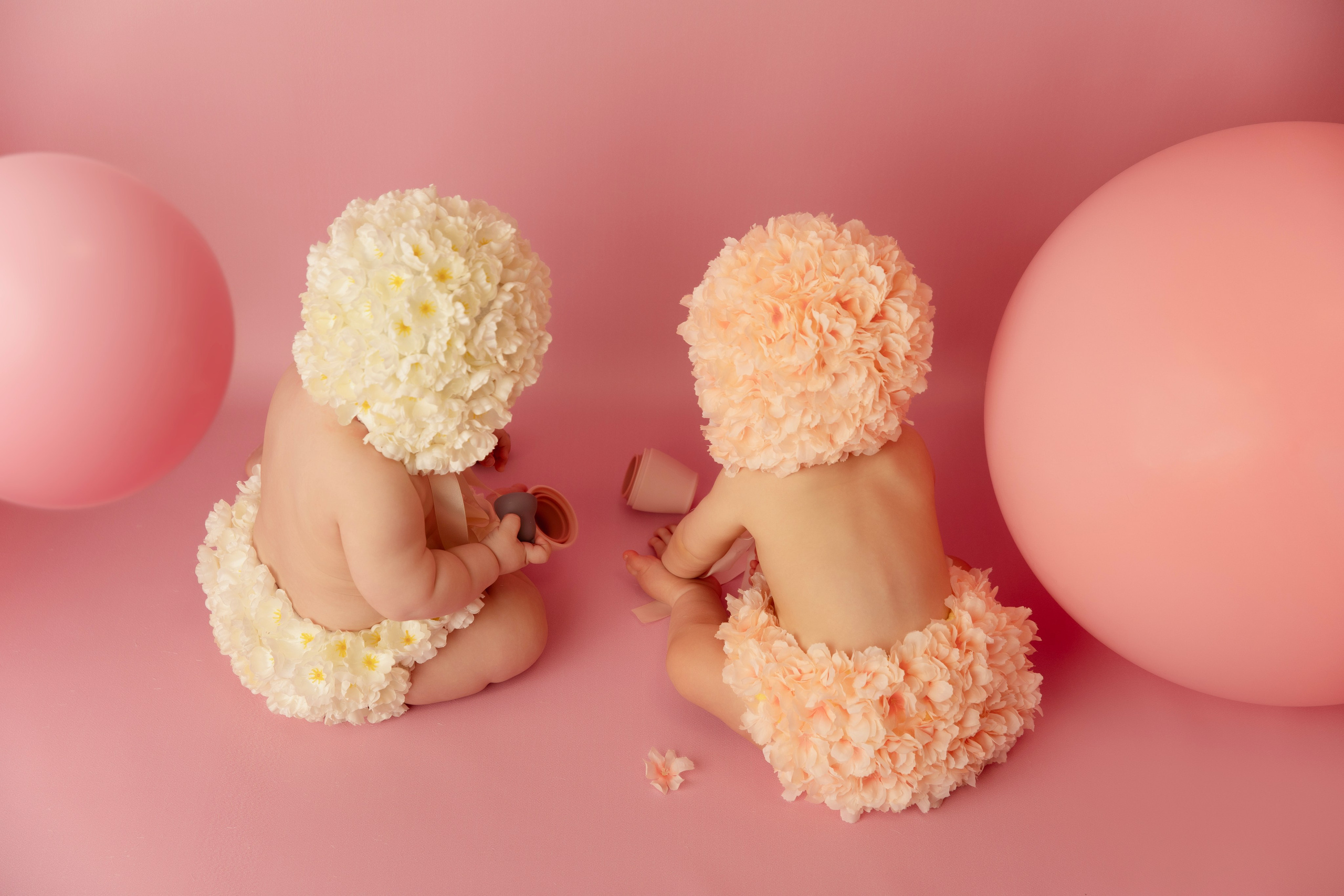 Съемка годовасиков в цветочных костюмах. Фотограф новорожденных, детский фотограф  Москва.Семейная съемка Москва. Семенова Анна