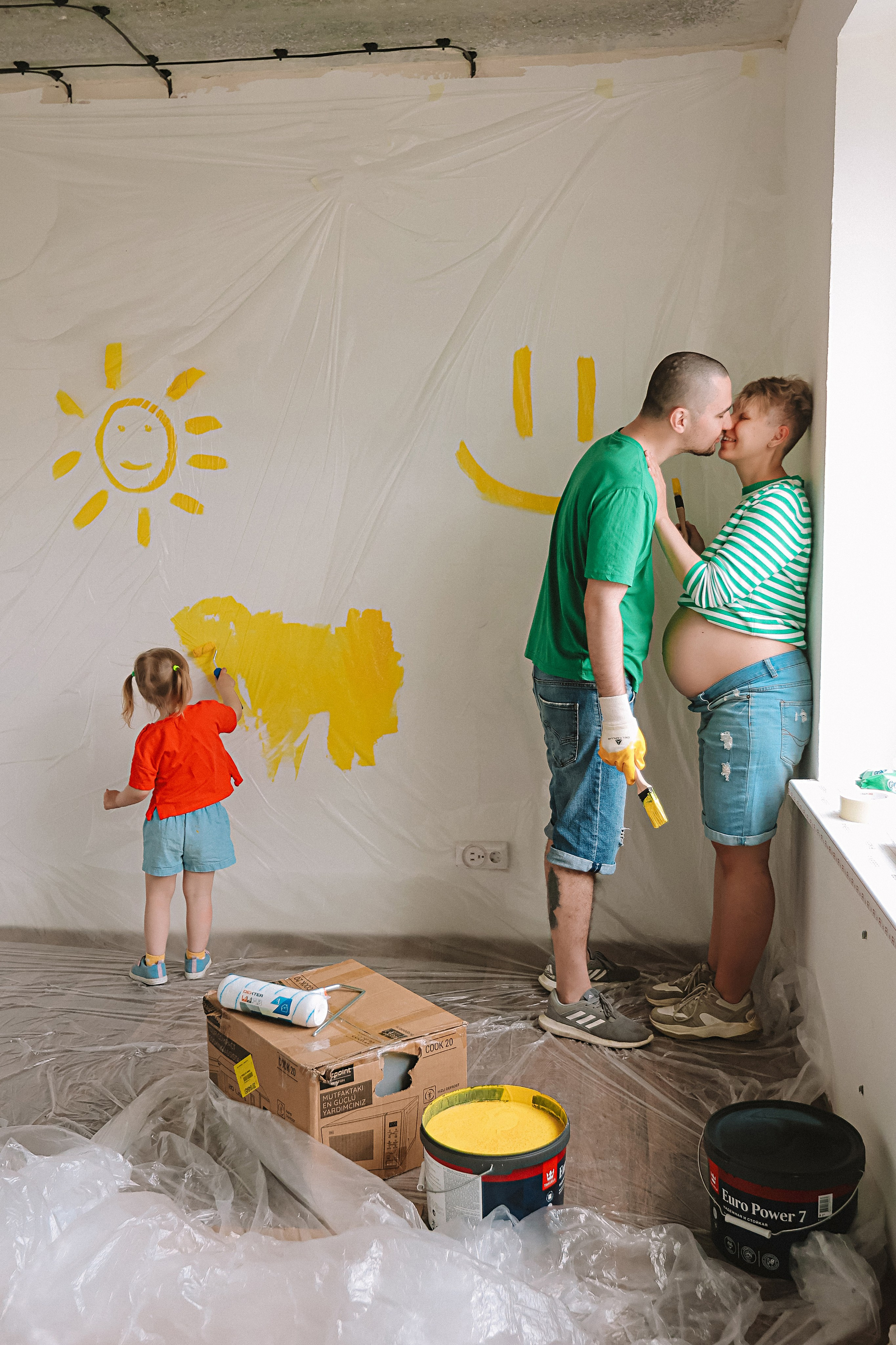 Ремонт. Семейный фотограф Тюмень, фотограф на роды Салмина Мария