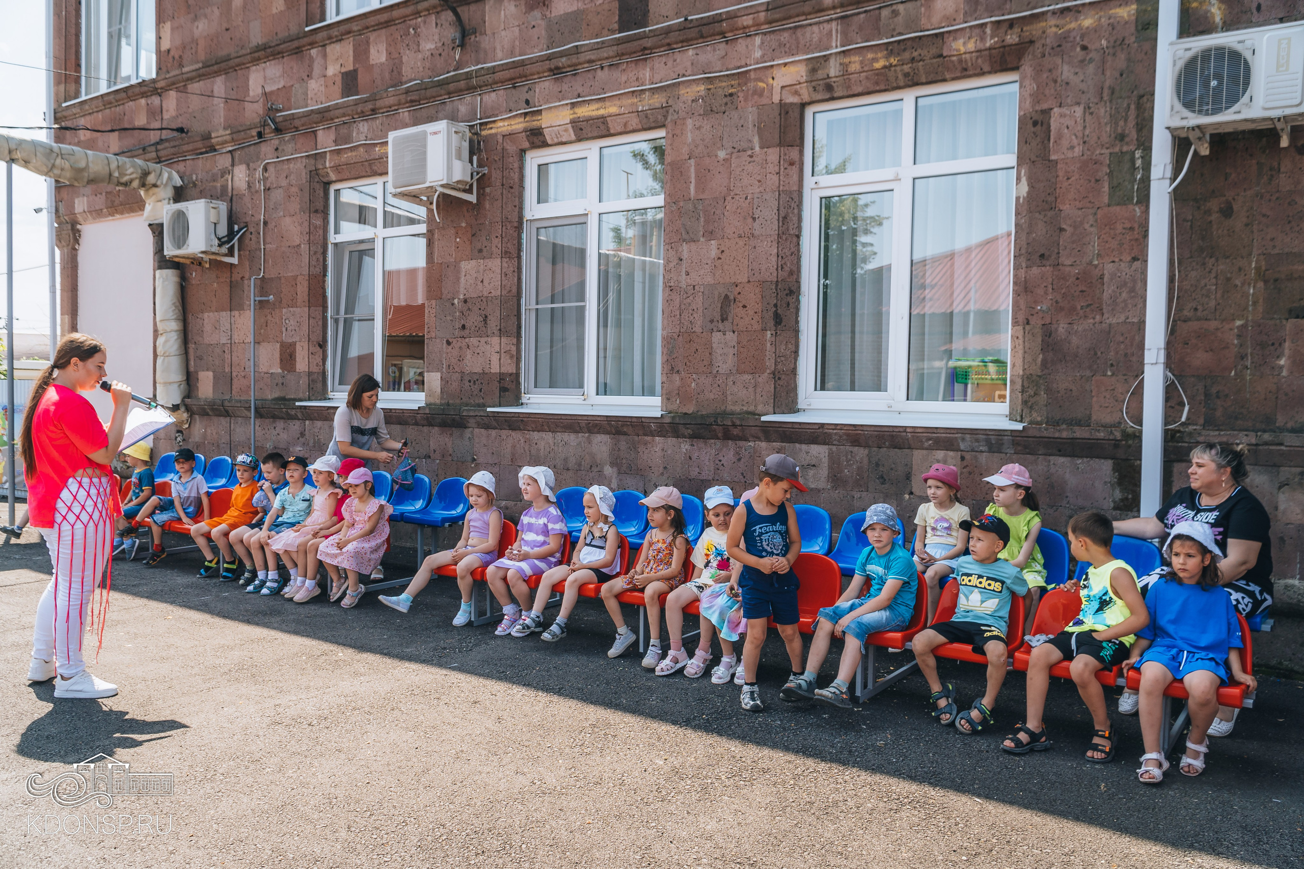 «У нас Родина одна». Новотитаровский Дом культуры