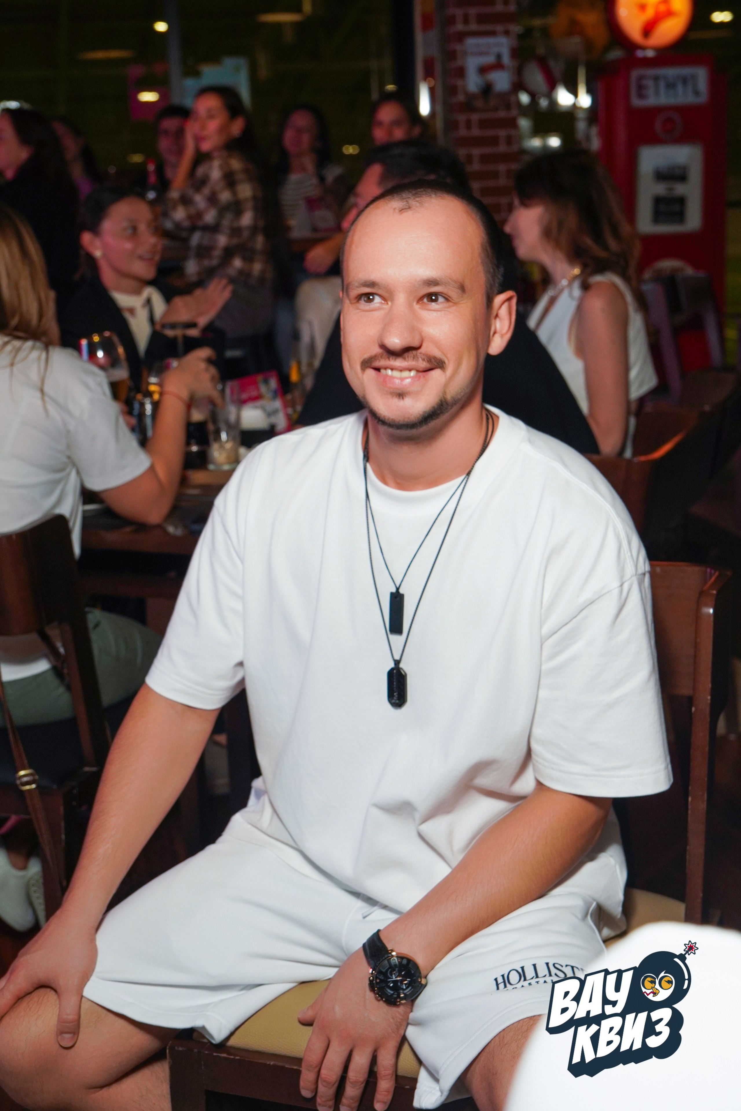 WOW QUIZ DUBAI. Фото | Видео Контент Мишель Ватаманюк