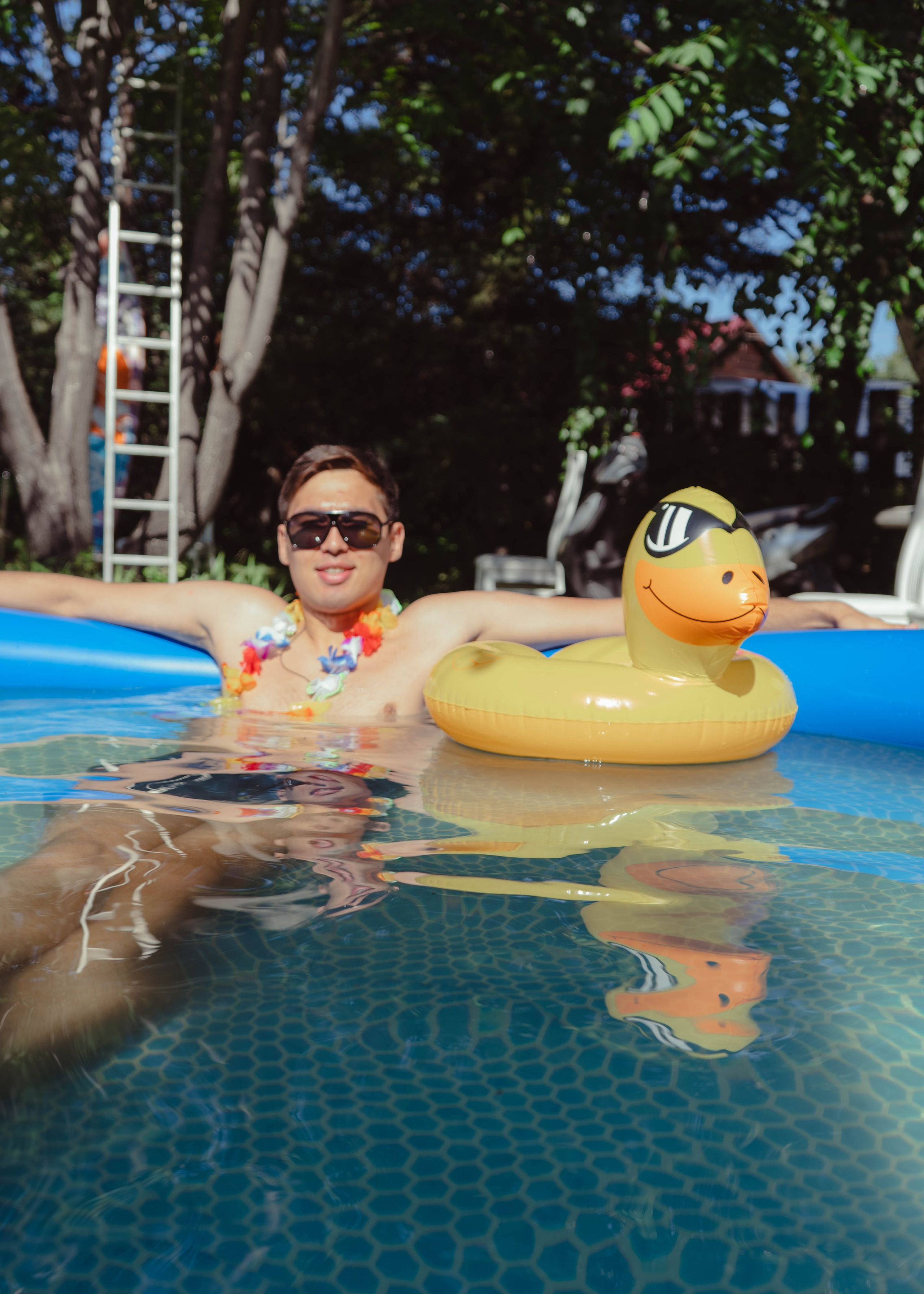 Гавайская вечеринка. Кир Анисин. Режиссер & фотограф