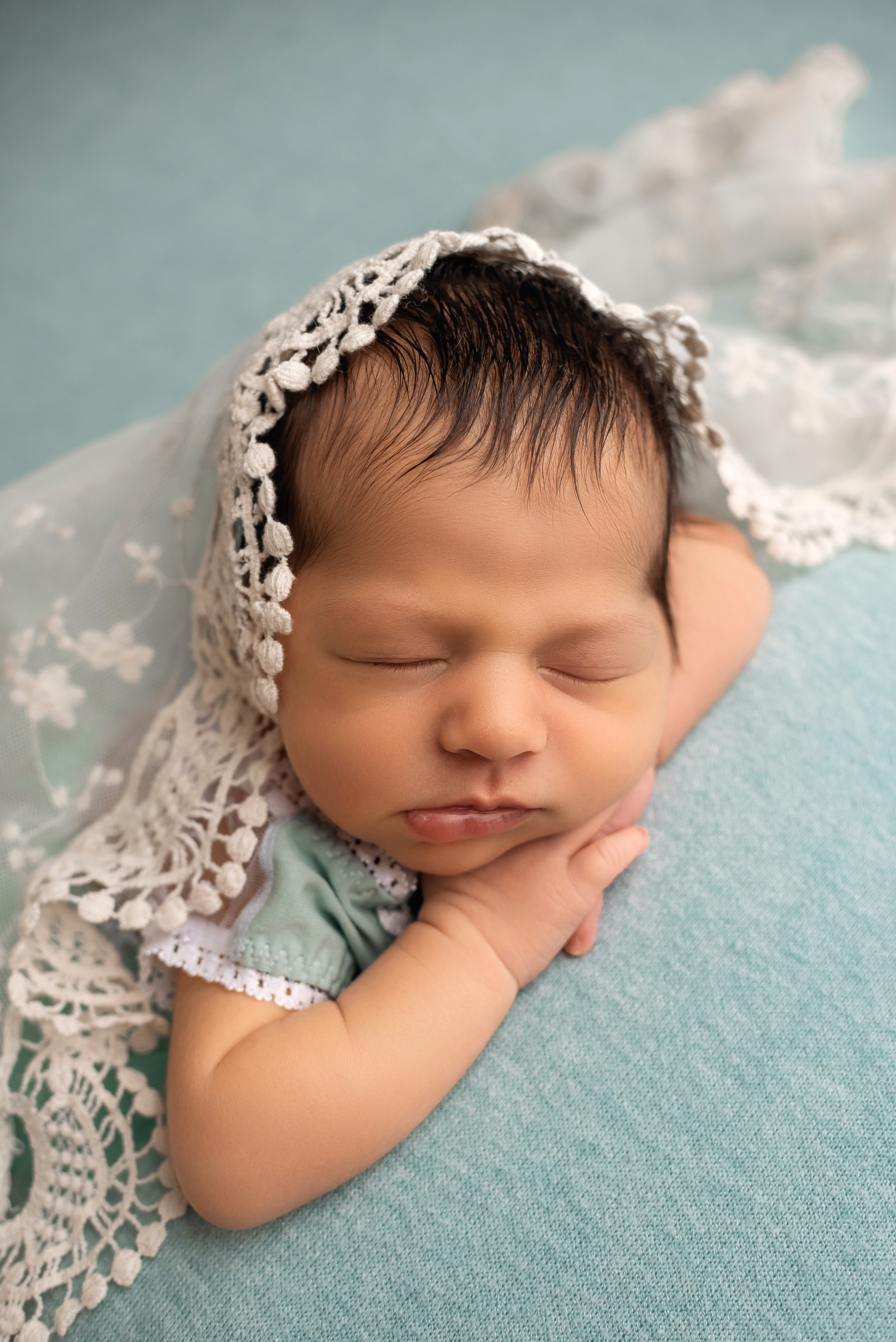 Новорождённые девочки. Детский фотограф новорождённых в Минске Боровик Екатерина