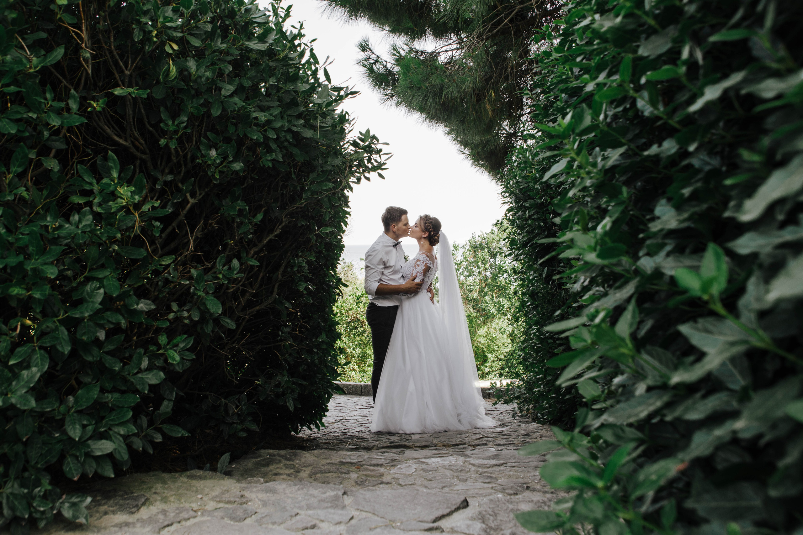 Татьяна & Артём. Свадебная фотосессия Воронцовский дворец и мыс Фиолент. Свадебный и контент фотограф в Севастополе и Крыму Марина Данилова