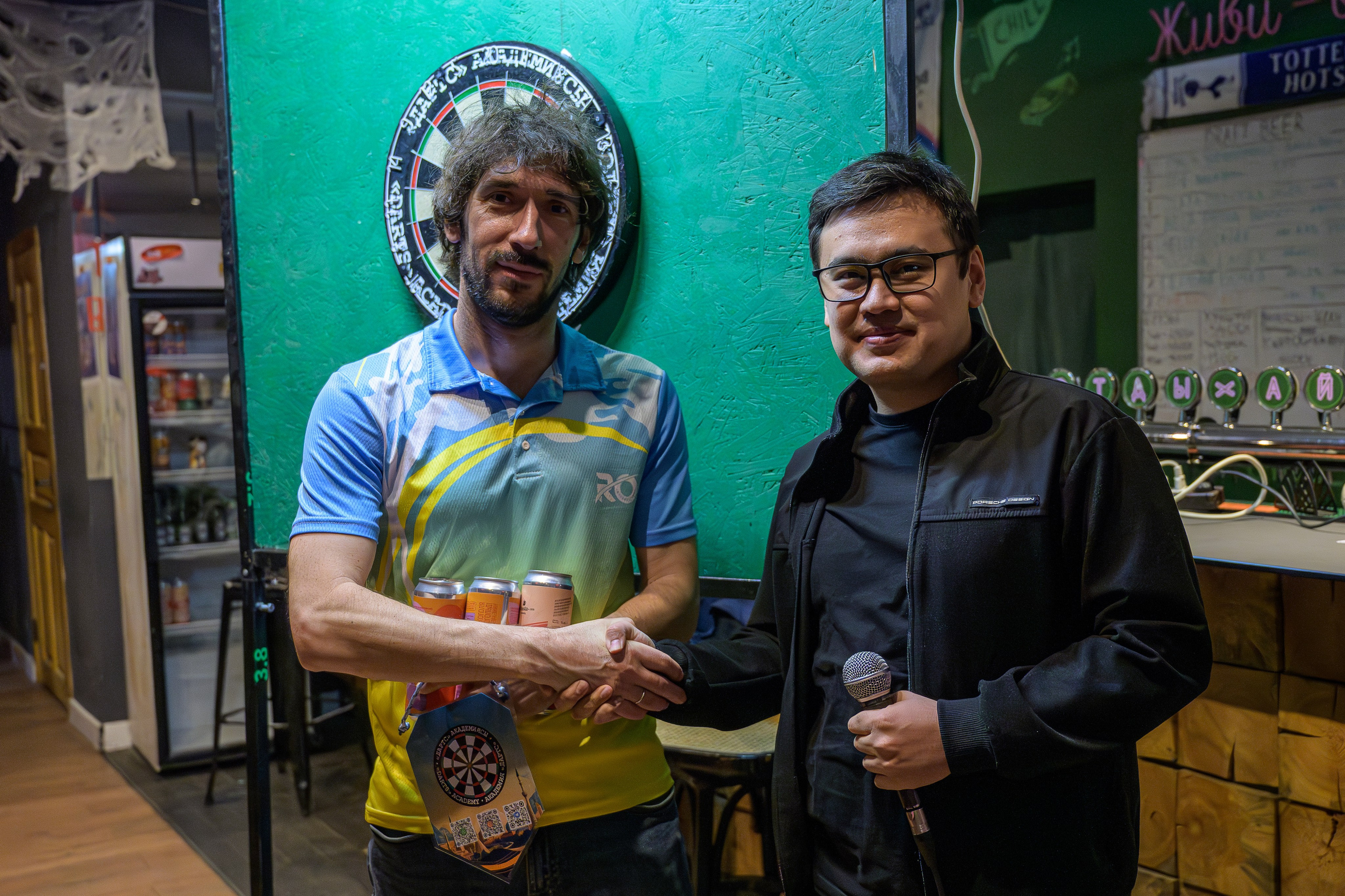Фотосъемка мероприятия Ginger Pub Cup 2 — чемпионат по дартсу. Фотограф в Алматы Егор Поленов