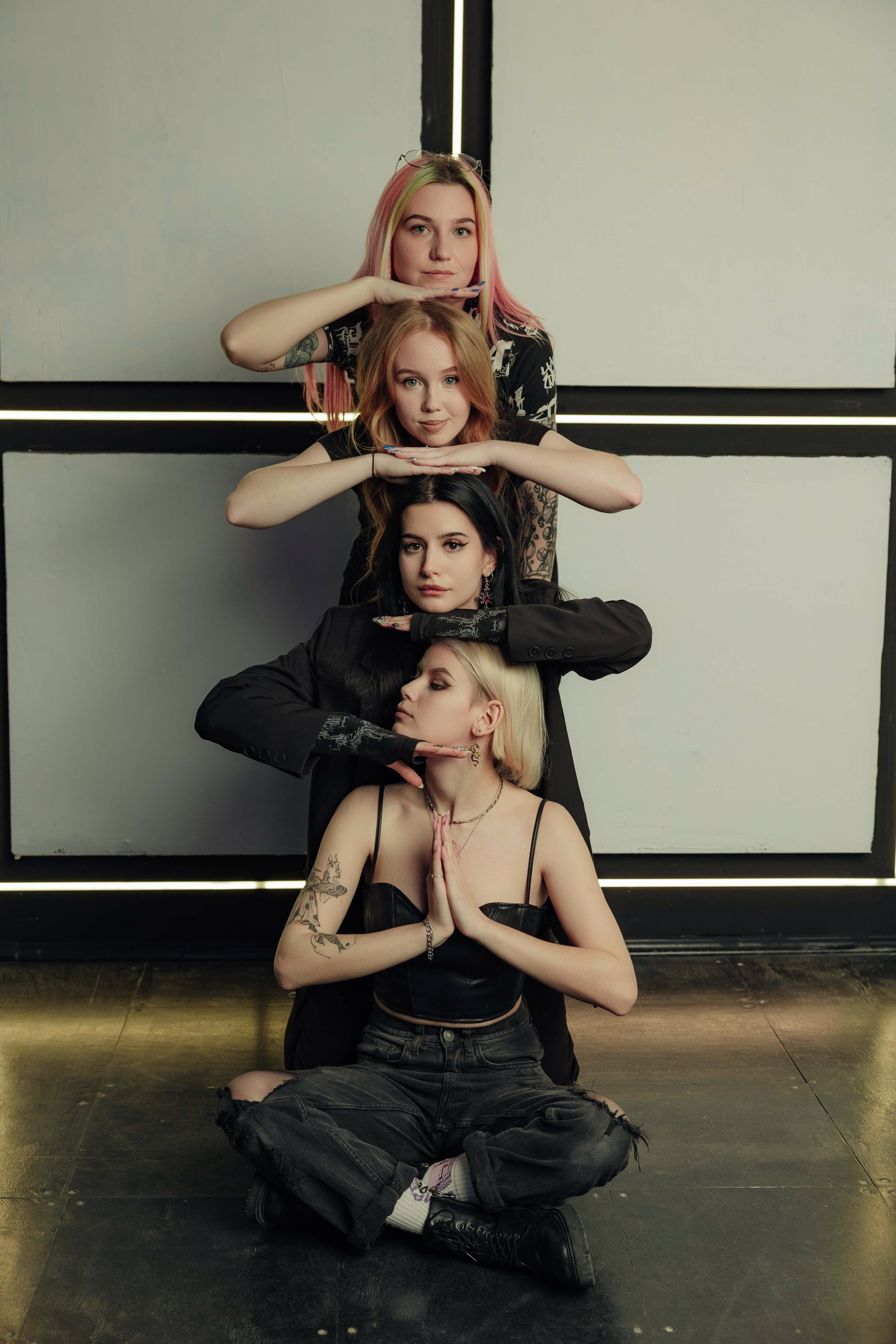 Коллективная фотосессия для мастеров тату-салона «Бить-Колотить». Алексей Шаров — свадебный и репортажный фотограф в Нижнем Новгороде