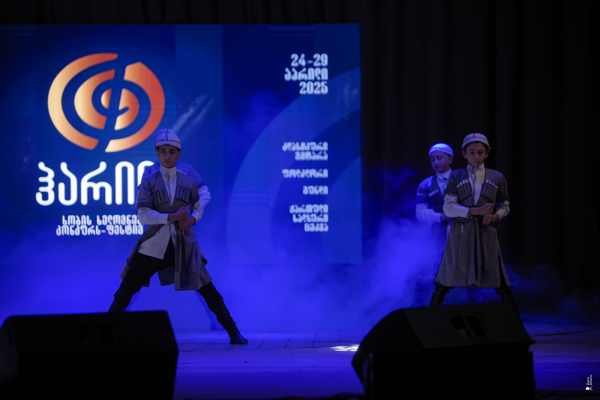 Танцы в Хоби. Портретный фотограф Денис Милютин