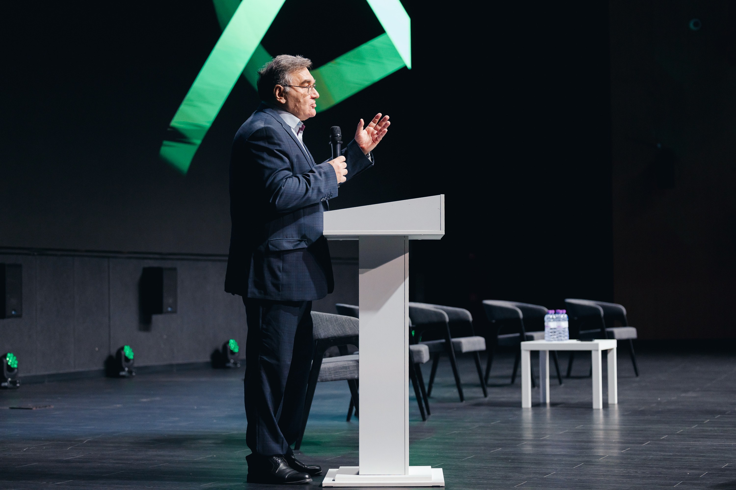 BAConf. Parezhevphoto.ru