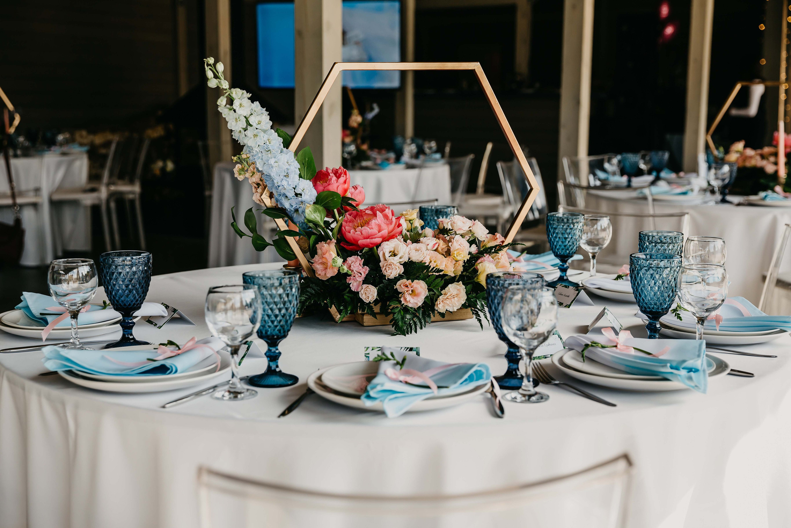 Свадьба в яхт-клубе "Родина". Kirillova Studio — мастерская декора и событий Юли Кирилловой