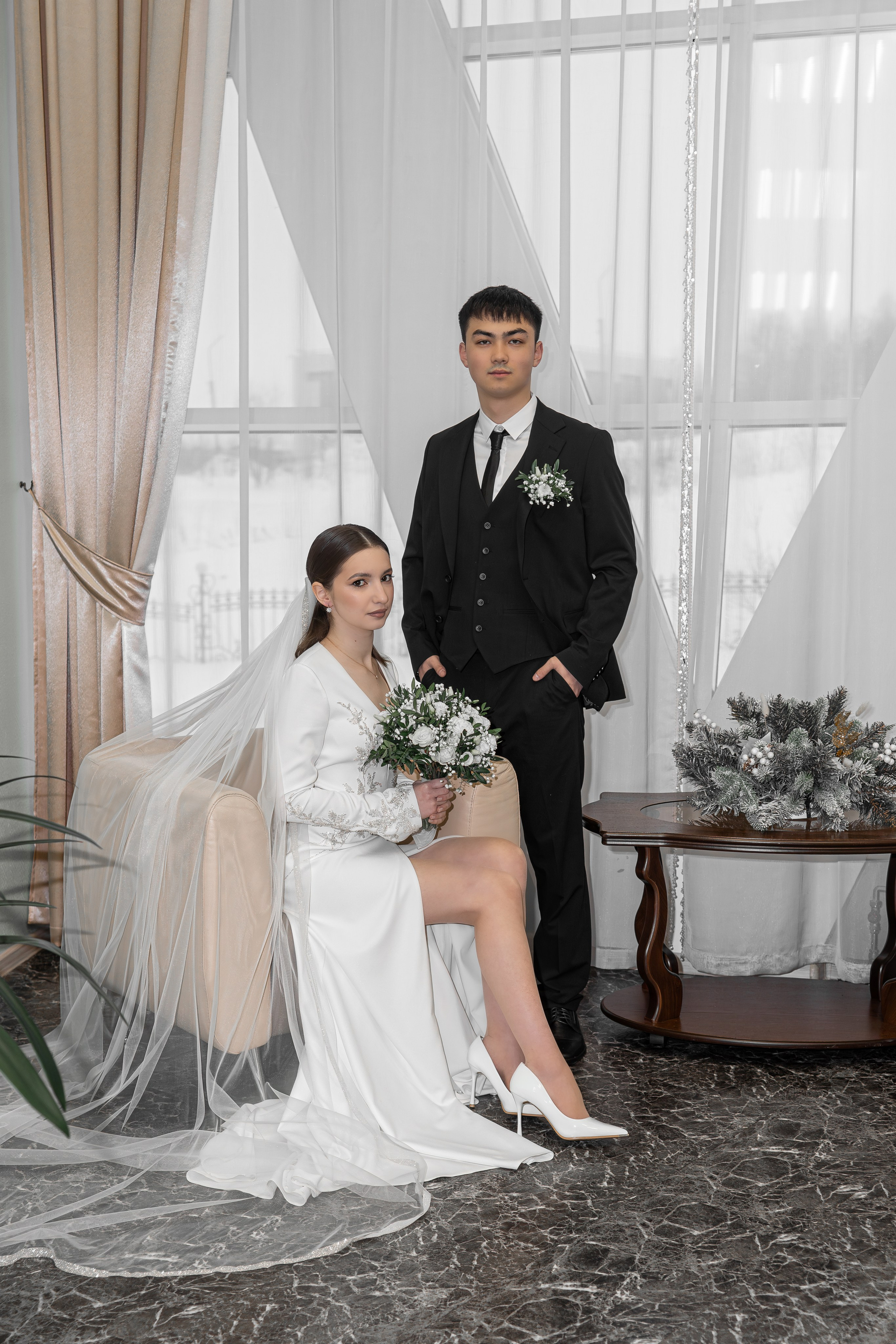 Артём и Лера 2025.12.25. Фотограф на Камчатке Анна Моргачёва. Семейные и детские съёмки