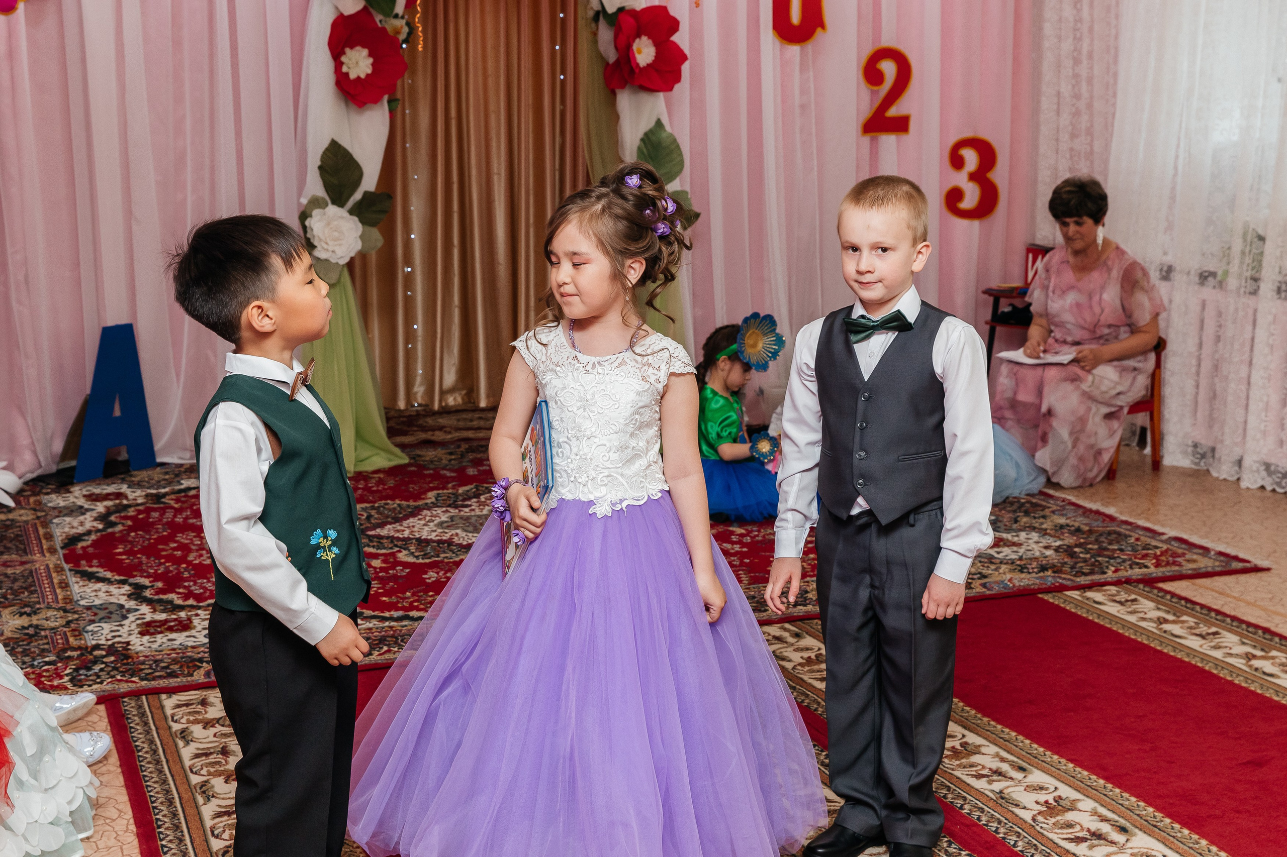 Выпускной Солнышко 2023. Воронистая Анастасия. Фотограф Якутия, Томпонский район