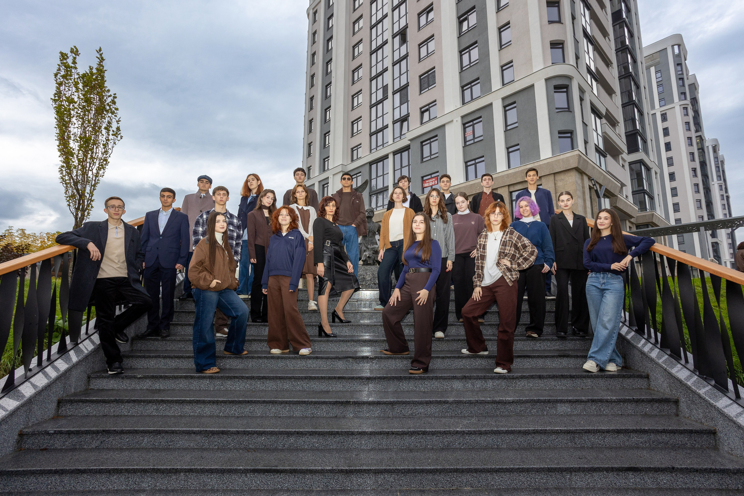 На улице. Выпускные альбомы Майкоп, Краснодар Елена Золотарева