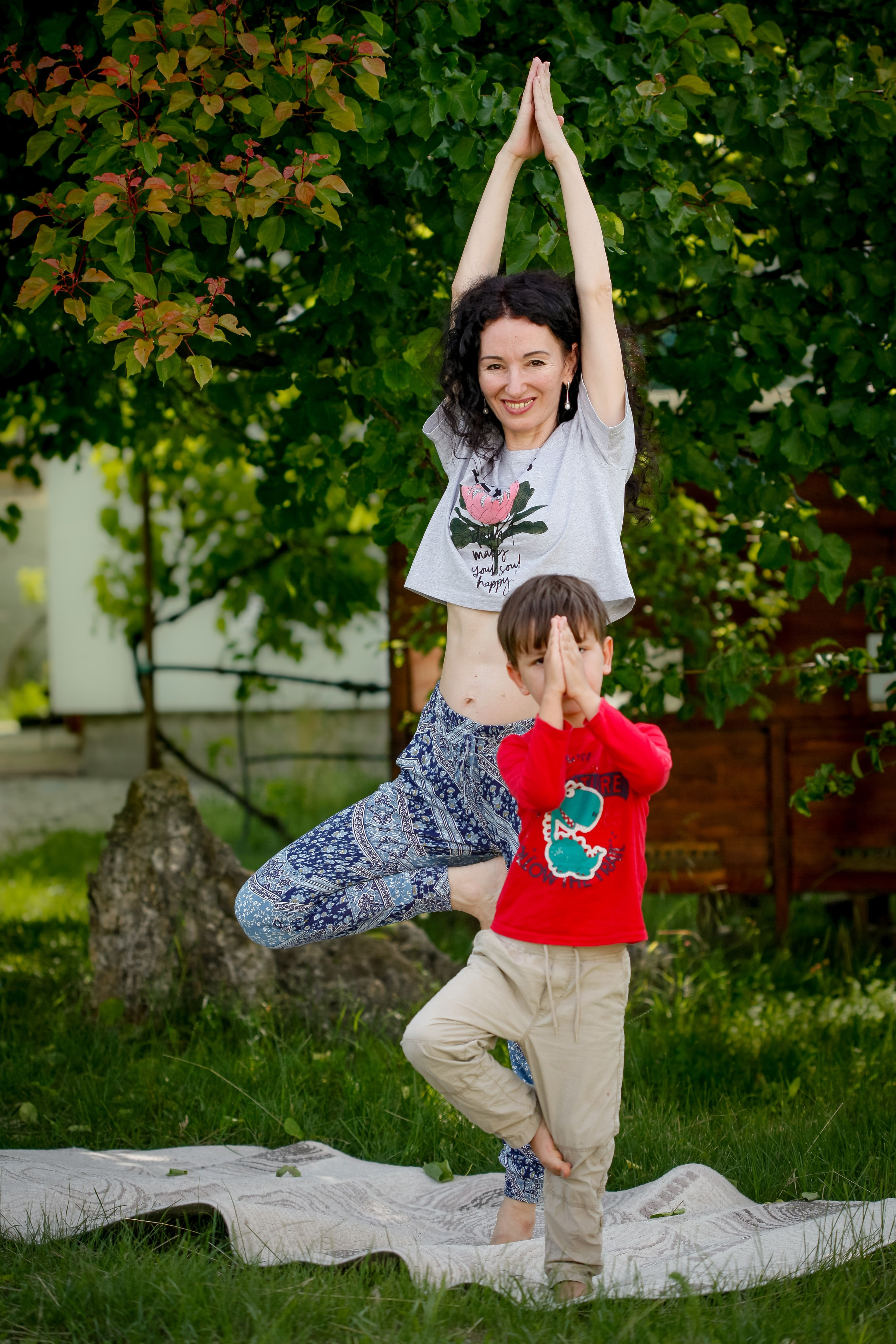 Лиля и дети. Семейная фотосессия дома. Фотограф в Крыму