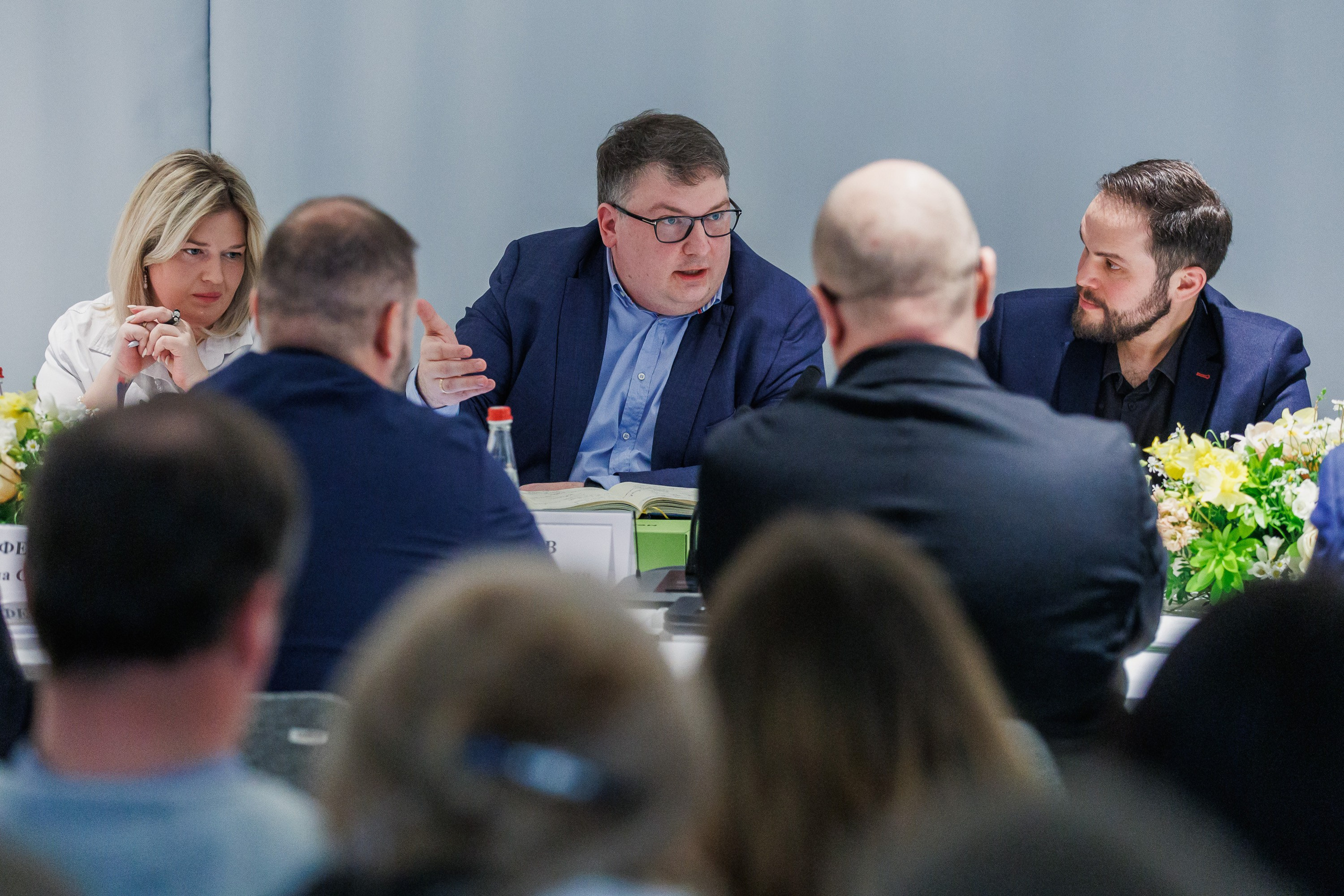 Экспертная дискуссия на тему: “Ответственный подход к созданию детского и семейного контента”. Photographer Danil Aykin