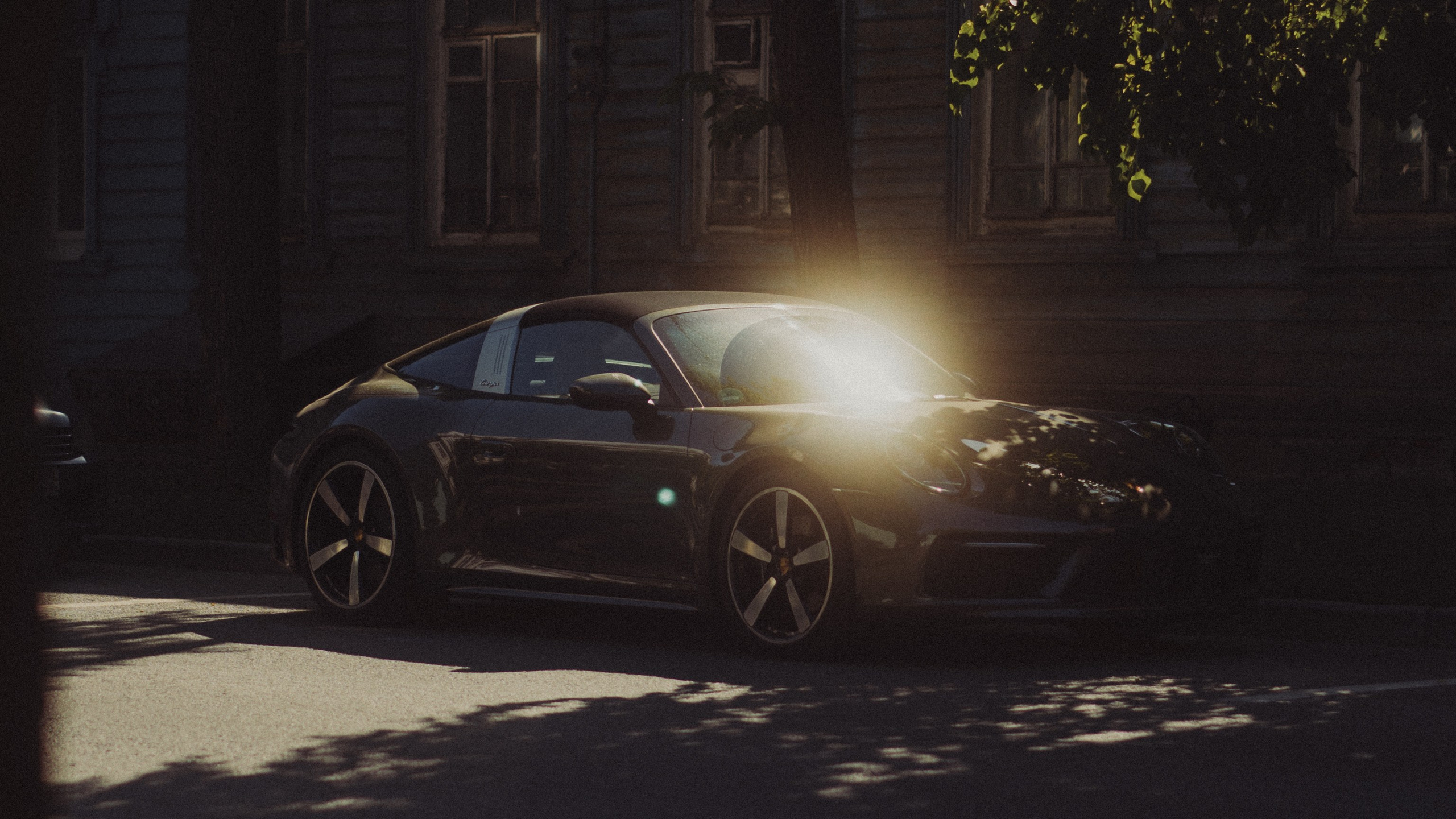 Photoshoot of Porsche 911 Targa 4S in Kazan — Anton Avanzato