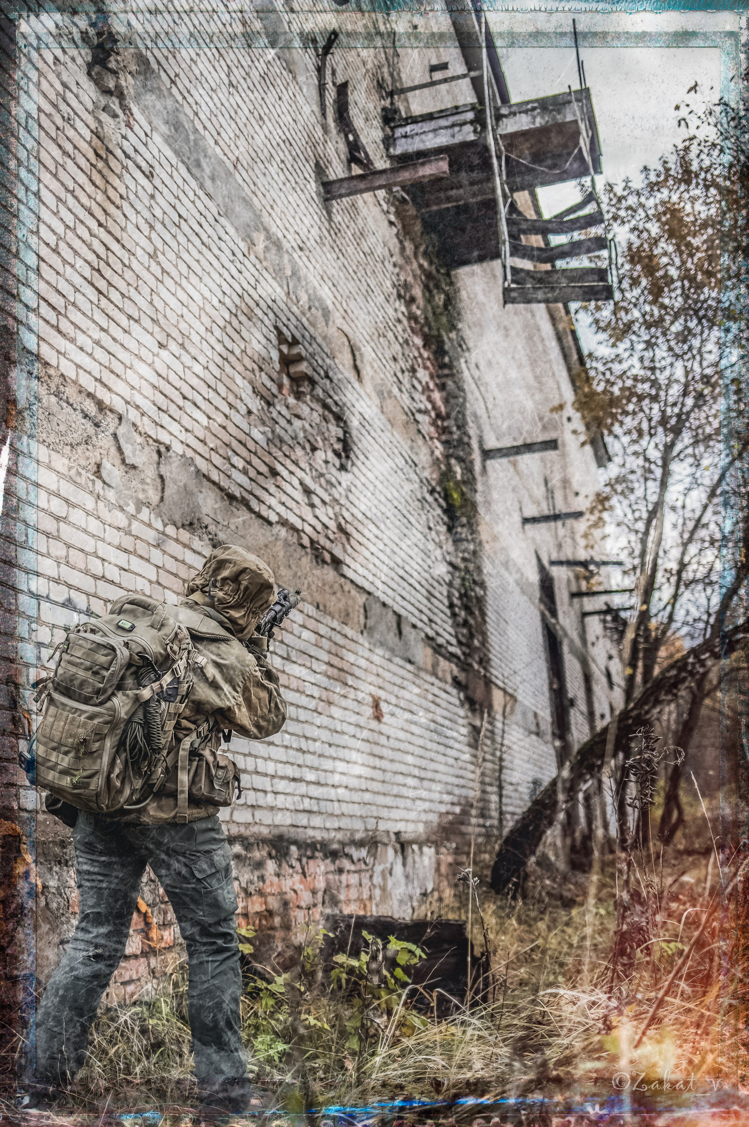 Жанровая постановочная фотосъемка «Сталкер Ракета». Репортажный фотограф, Москва, Закат