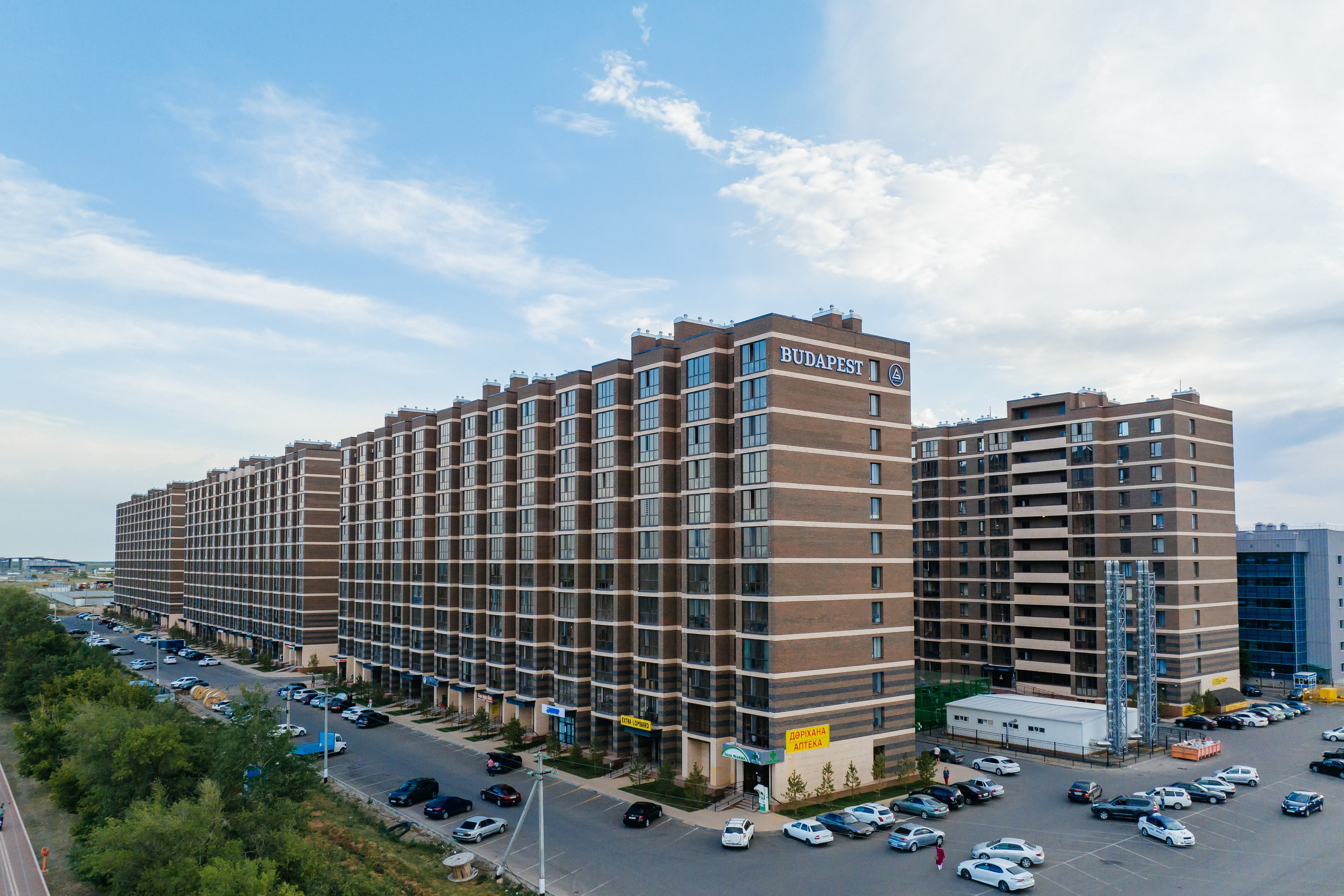 Проект 5. Сбор фотографии ЖК для клипа «Хочу квартиру от Габита». Дата: май 2022. Профессиональный фотограф в городе Астана/Алматы Даурен Сембаев