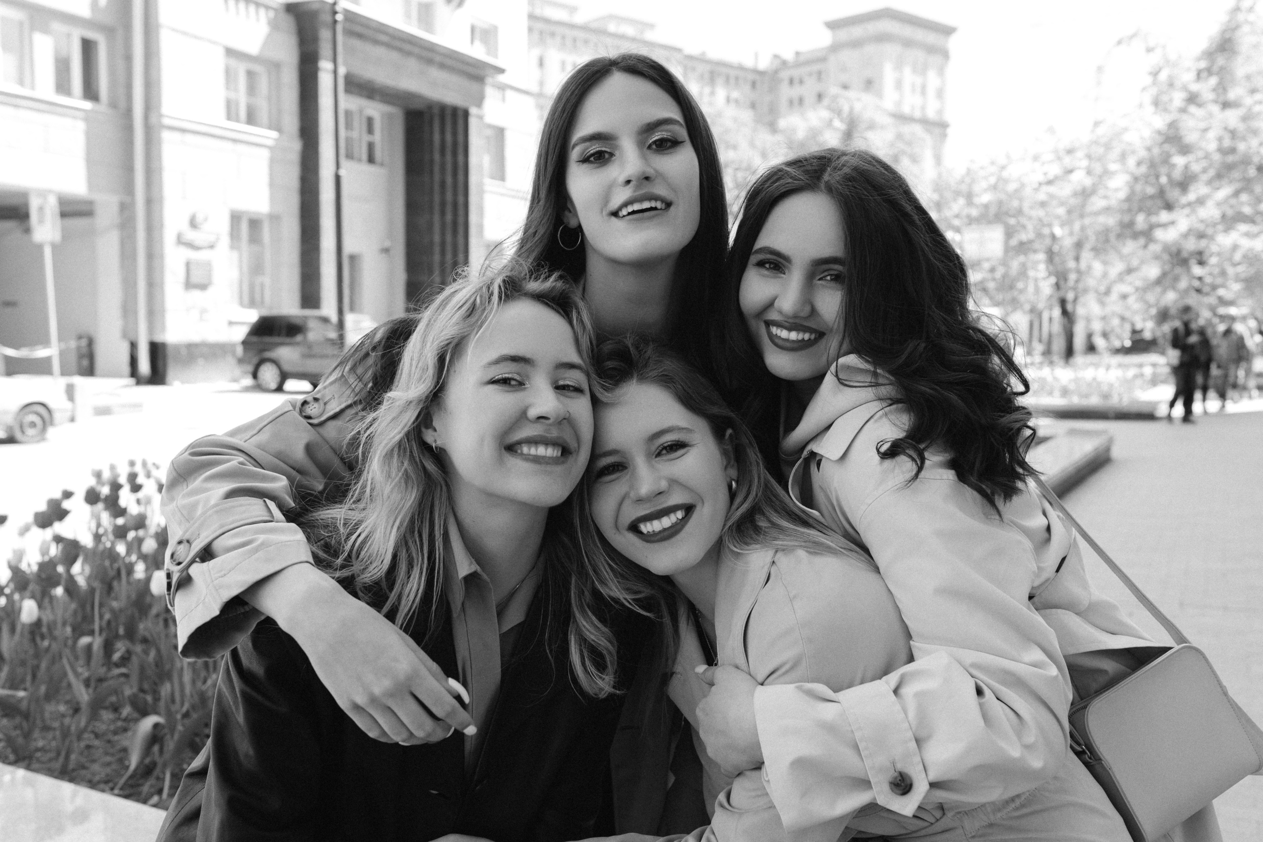 Фотосессия с подругами. Сестры Карабаза. Фотографы и ретушеры в Москве и Санкт-Петербурге