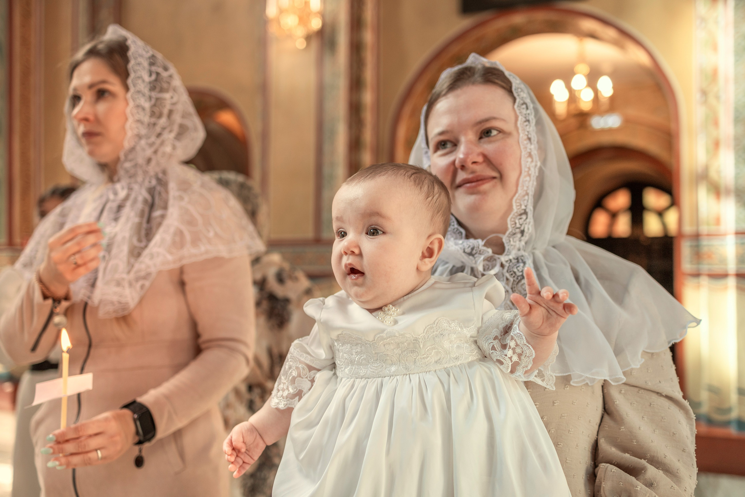 Таинство Крещение Евсевии. ТОП Фотограф на Крещение и Венчание Железногорск Алексей Мещеряков
