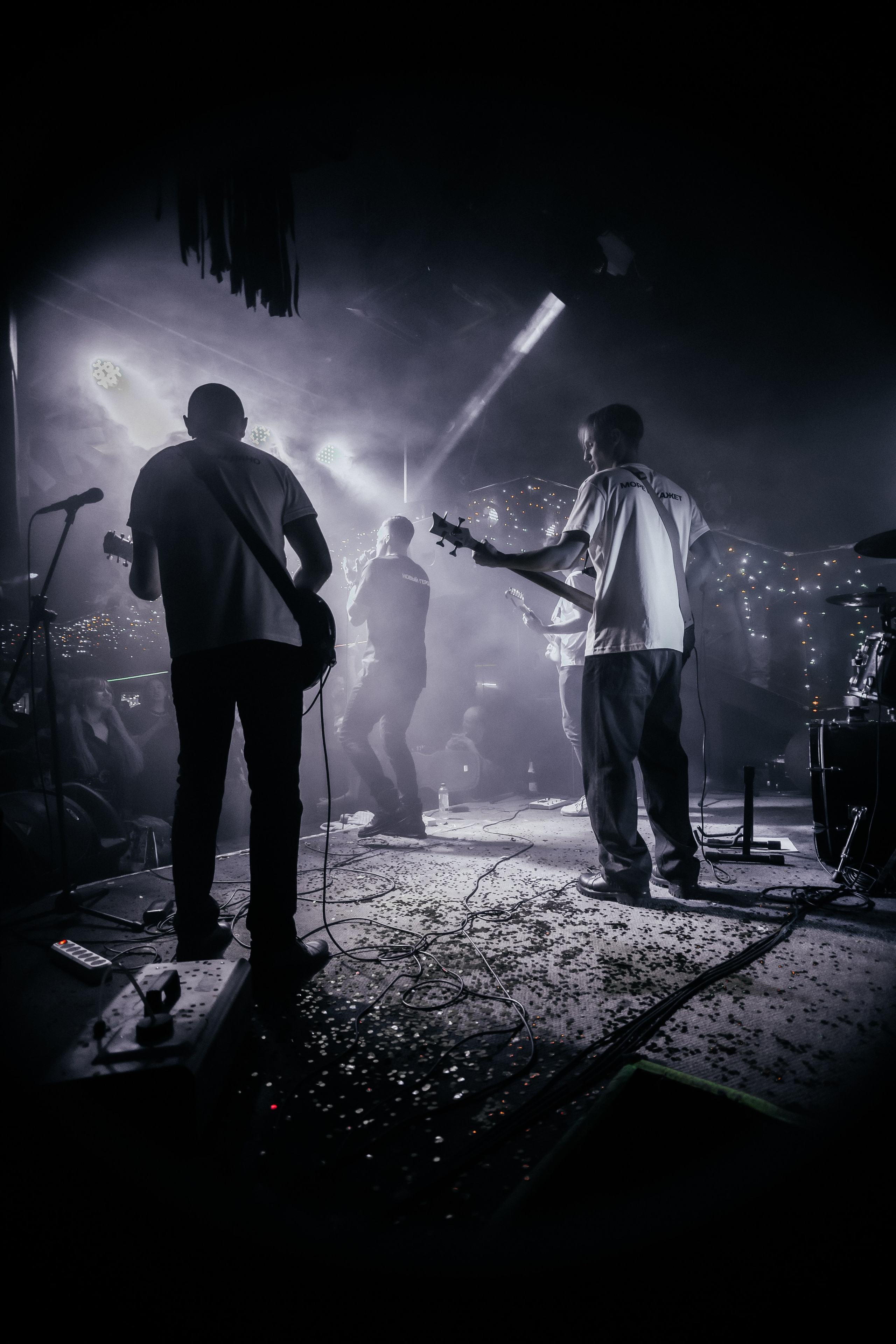 Ex-позиция. Рок-ёлка, клуб-галерея Эрмитаж. 21.12.2024. Фотограф Регина Крикунова г. Красноярск