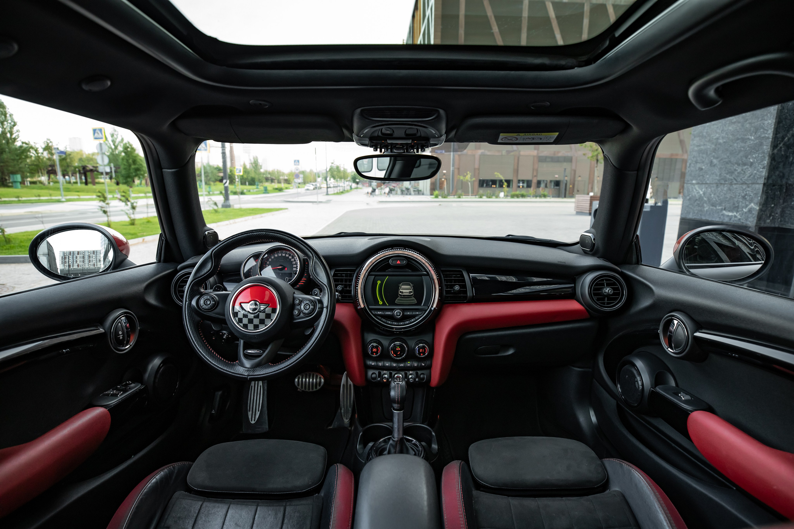 MINI jcw. Автомобильный фотограф в Москве Андрей Емельянов