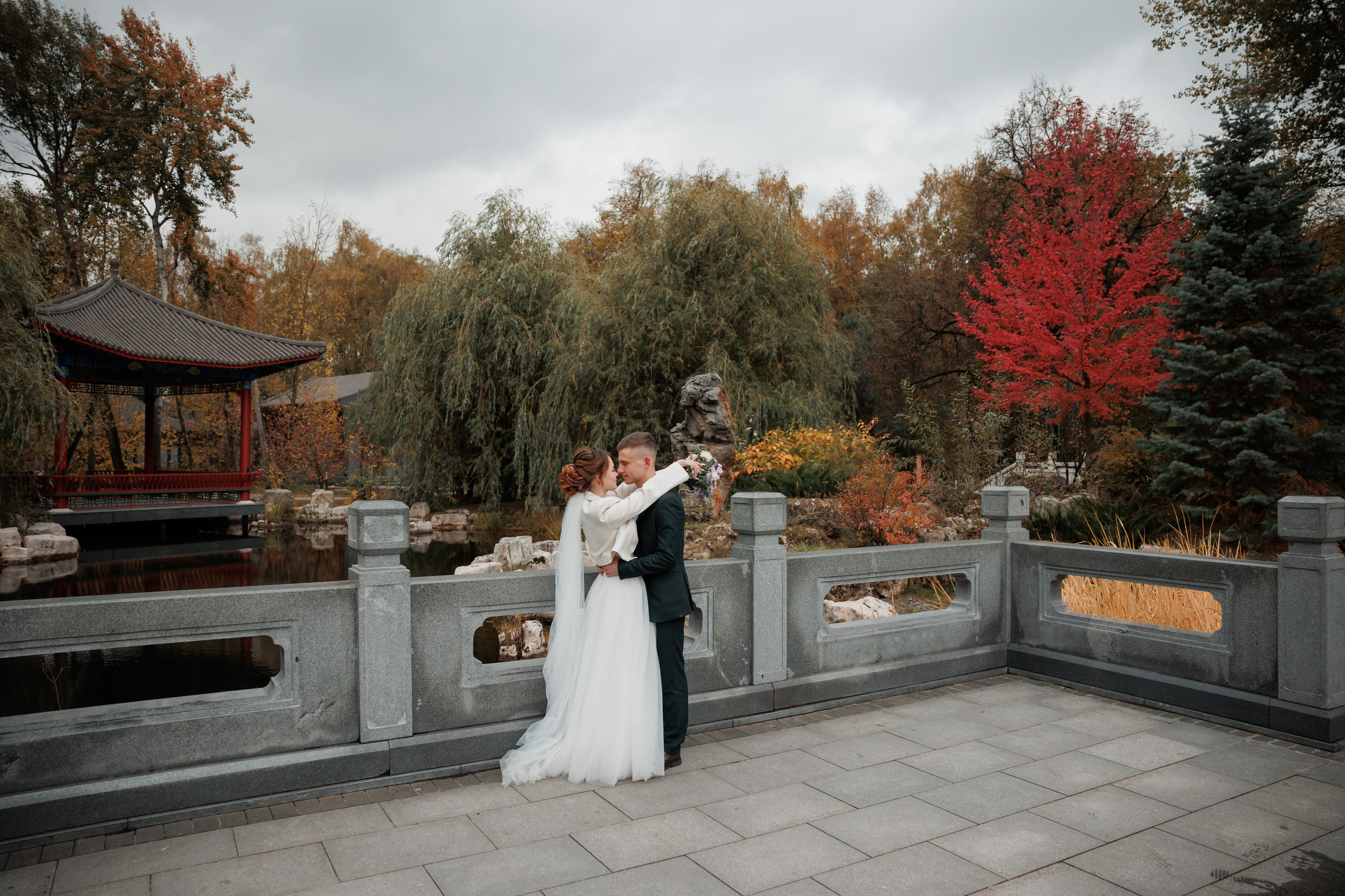 Константин и Дарья, ЗАГС ВДНХ, отель Soluxe, ресторан «Антик». Свадебный и репортажный фотограф (Москва, Королев и другие)