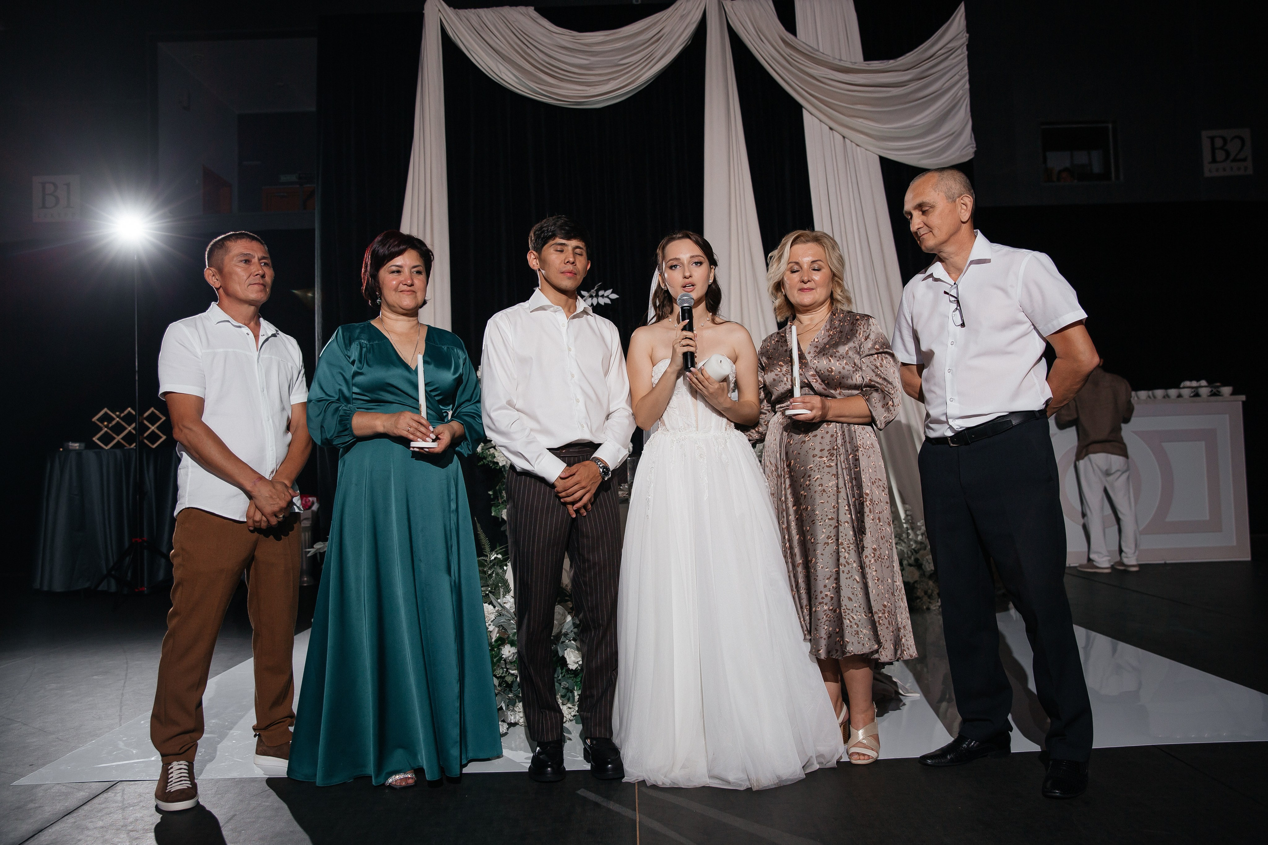 Уютная свадьба — Аскар и Катя на Марсовом поле. Свадебный фотограф в Оренбурге Илья Володьков