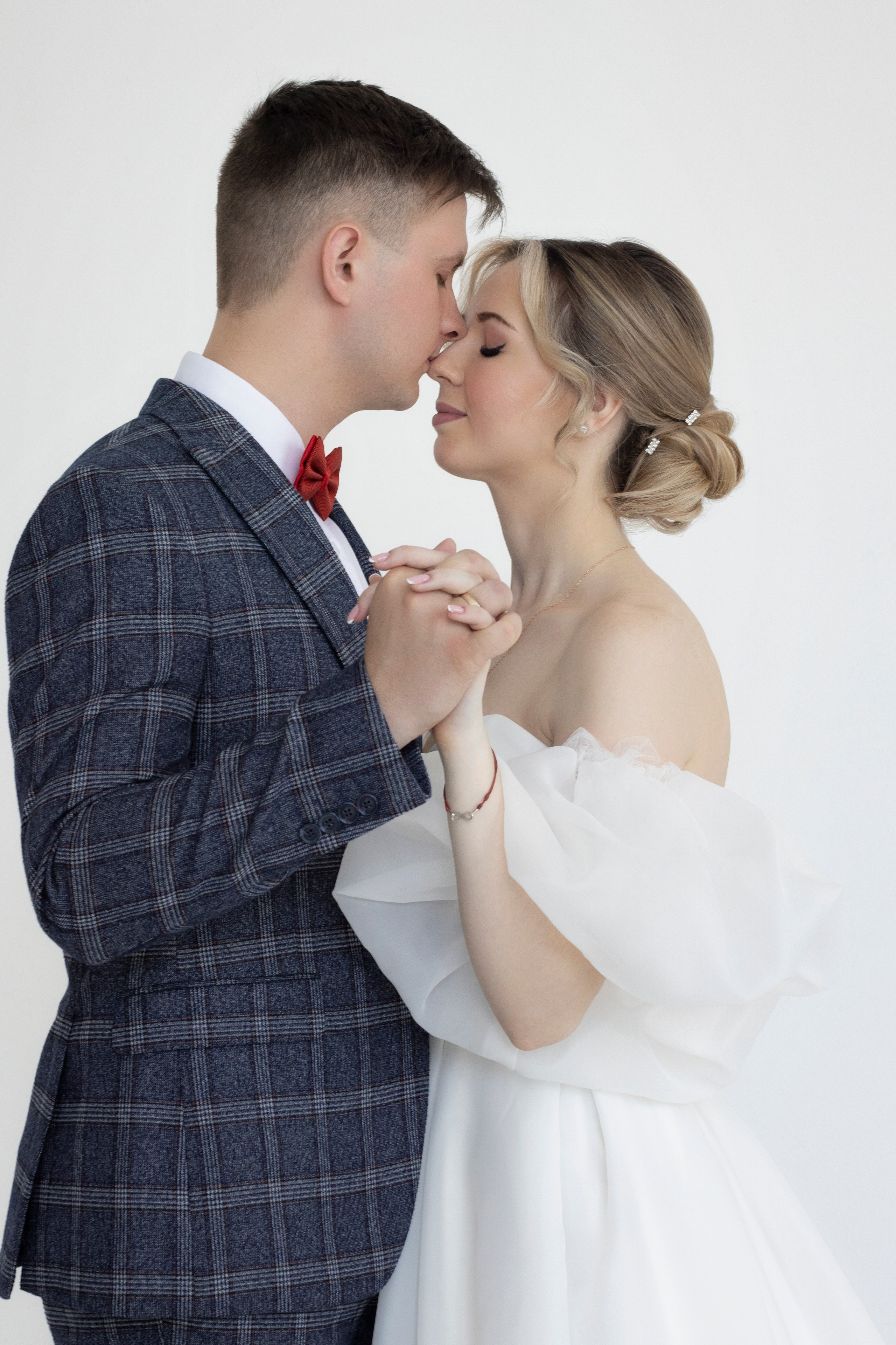 Свадебная фотосессия в студии. Фотограф в Туле — Борисов Николай