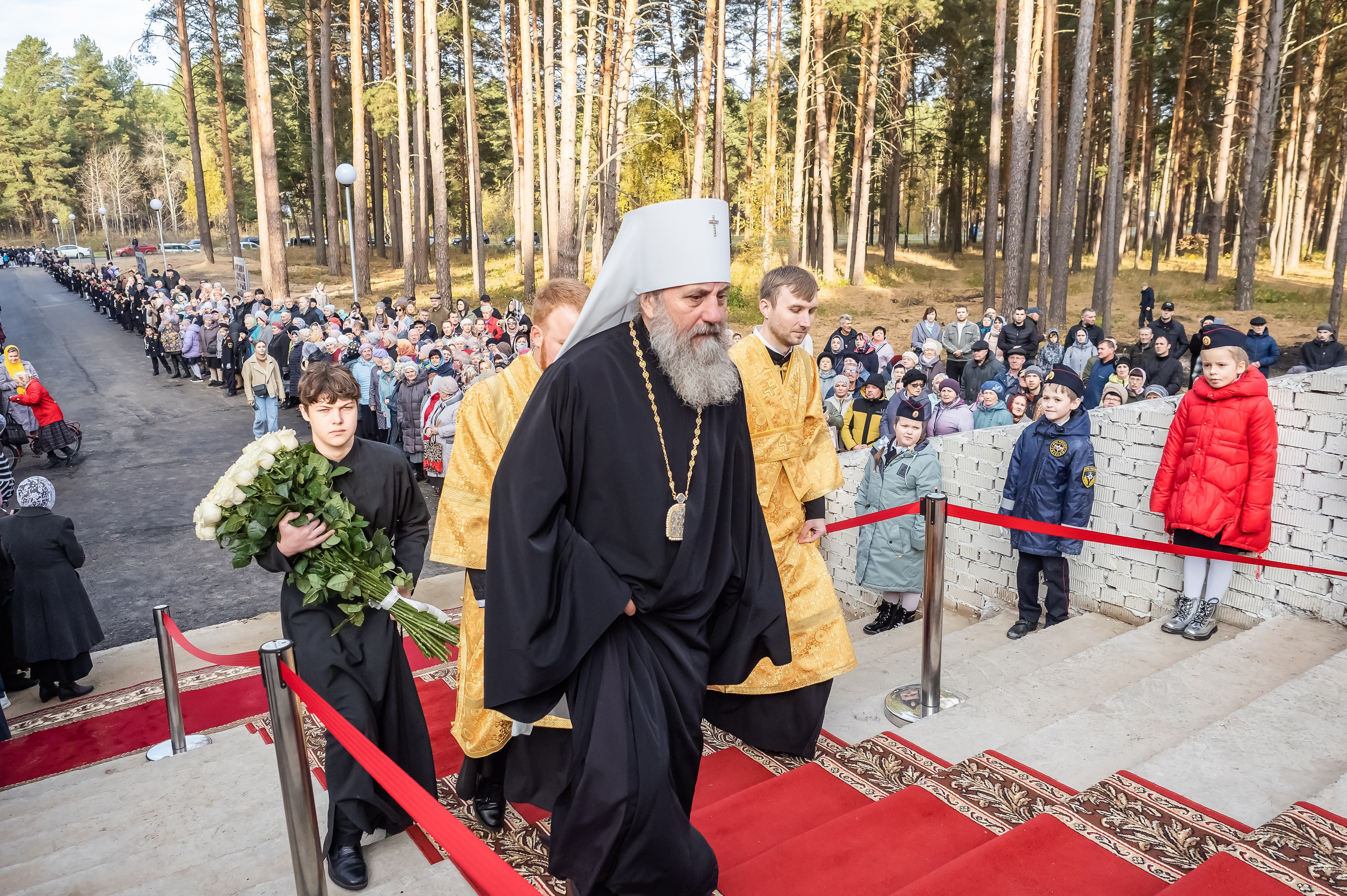 Открытие Храма Серафима Саровского. Репортажный, семейный и детский фотограф в Пензе и Заречном Арина Ермилова. Картины барельеф на заказ