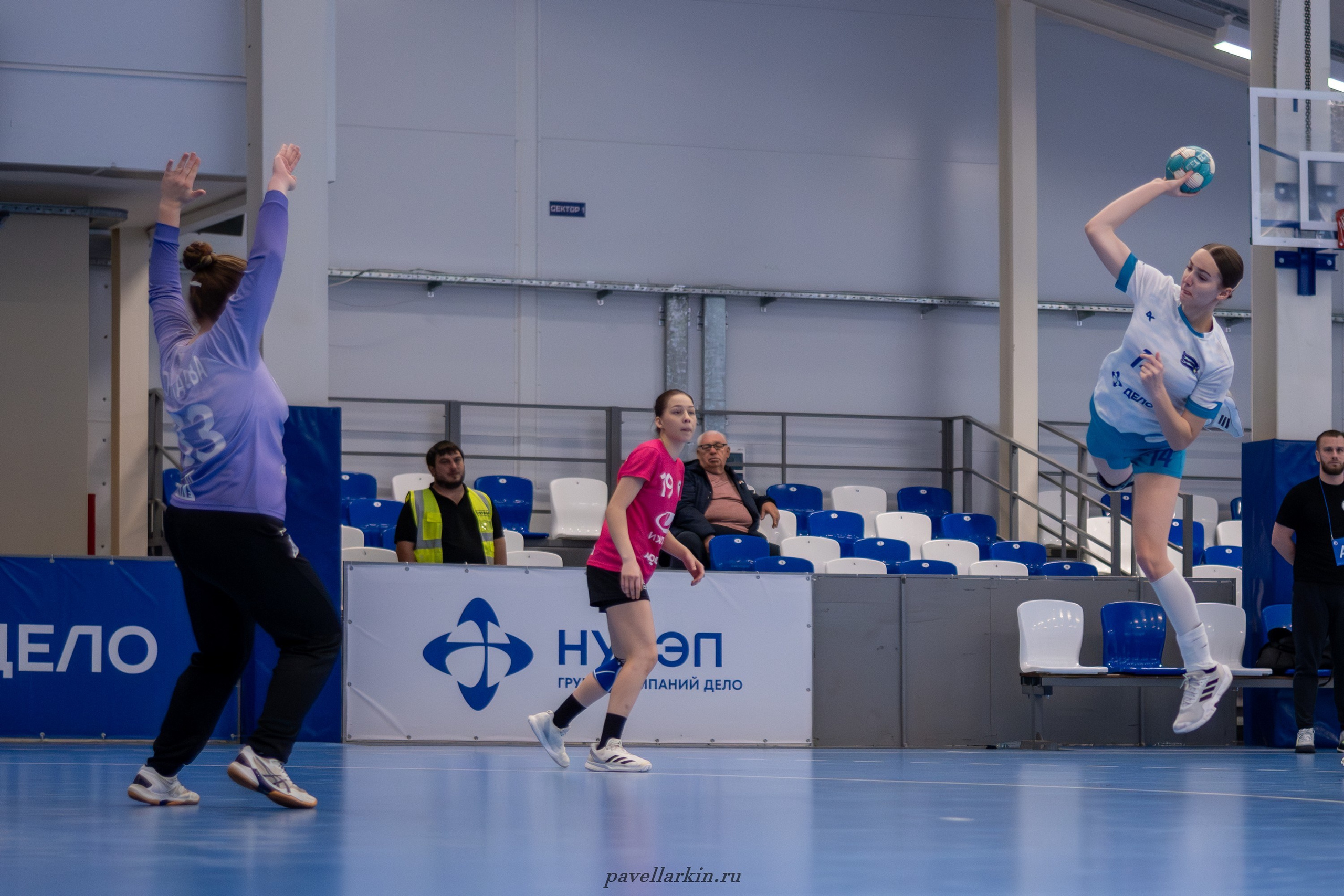 Гандбол. Черноморочка-2 — Университет-2. Спортивный фотограф, фотожурналист Павел Ларькин