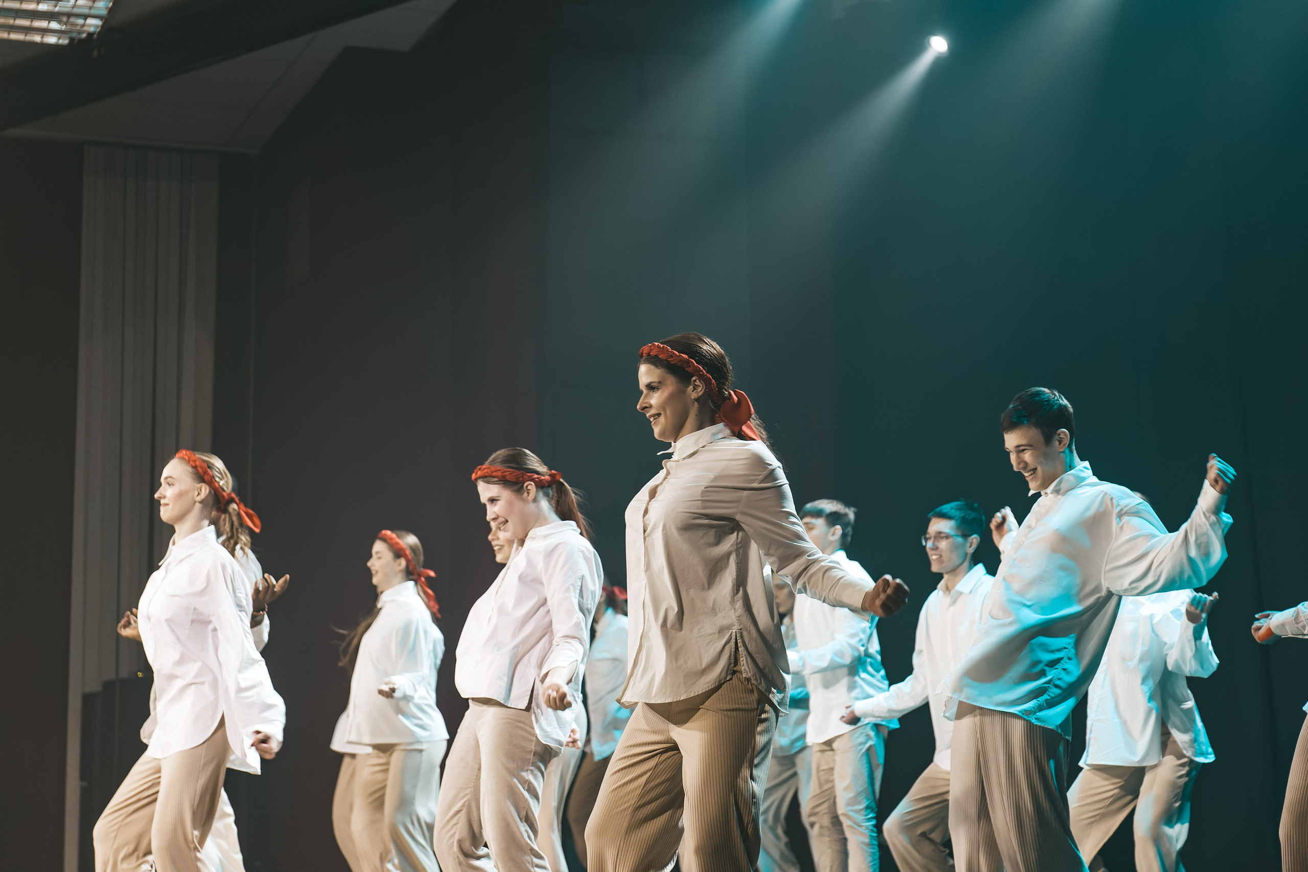 СмолГУ — Зеленое Яблоко — 2023. Танец. KiPPER Gallery — Фотограф