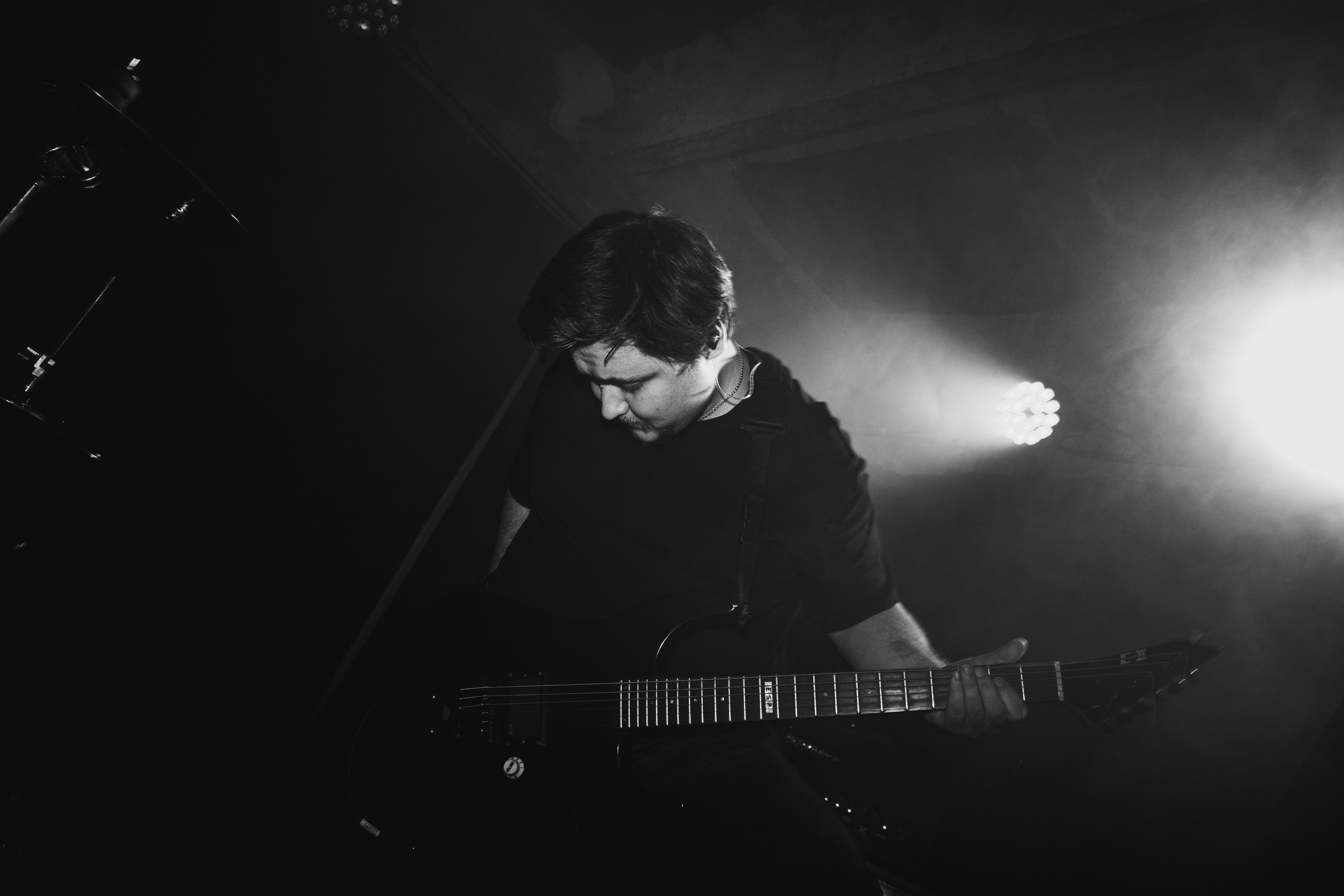 Laugar & Шумы Штормовых Широт & Пожары На Дальнем Севере 11.10.2025. Репортажный фотограф в Москве Legiodot