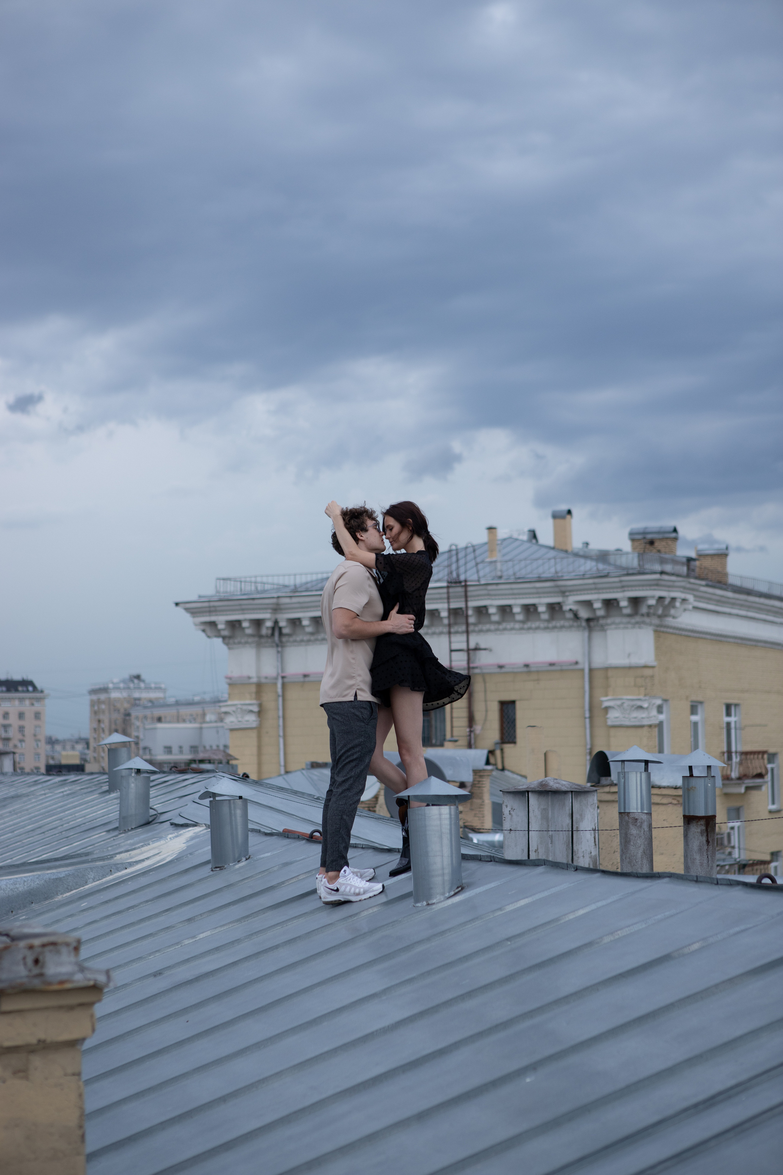 Любовь на крыше. Свадебный фотограф Алена Полянская