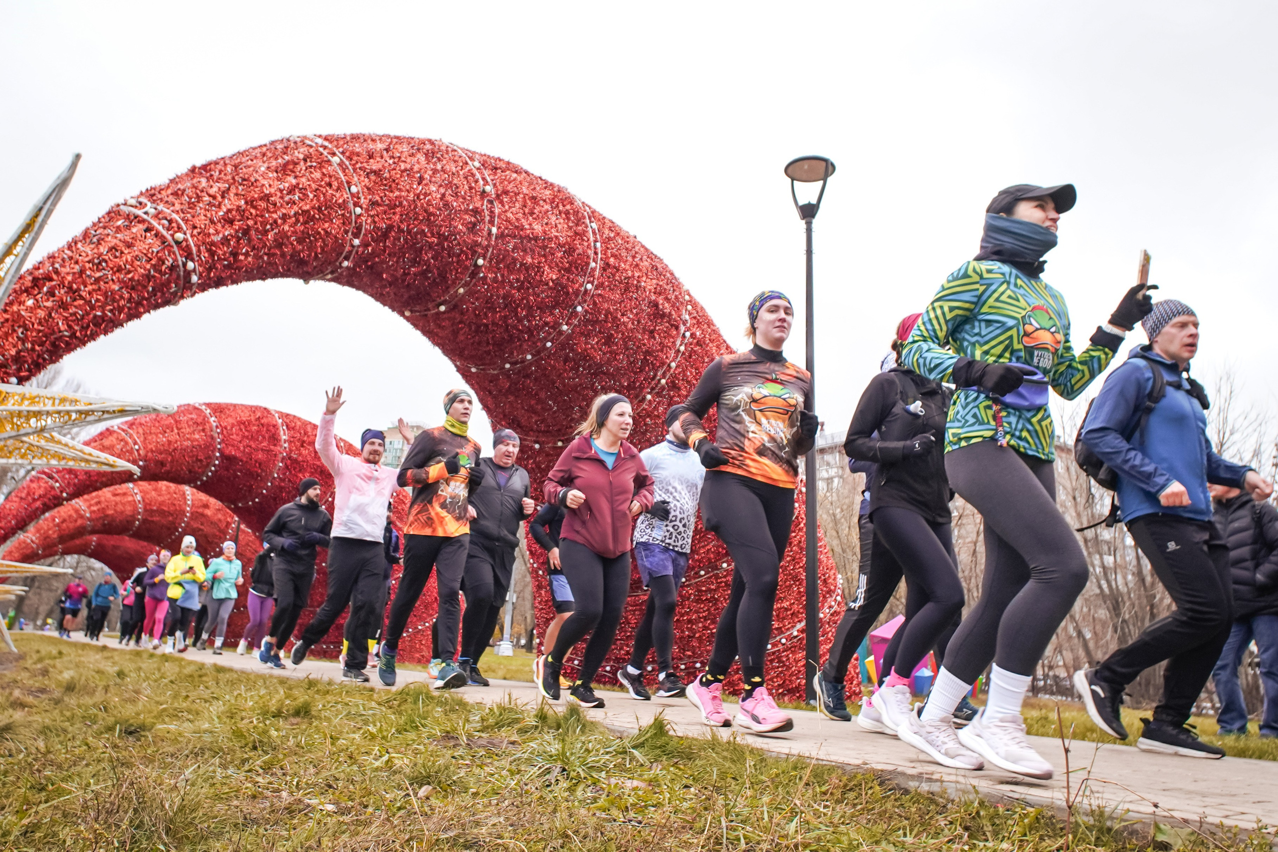 #марафонудома #яuzarun 2024 2-я петля, группа 6:30. Роман Капилюшов. Бег. Фото. Видео. г. Люберцы