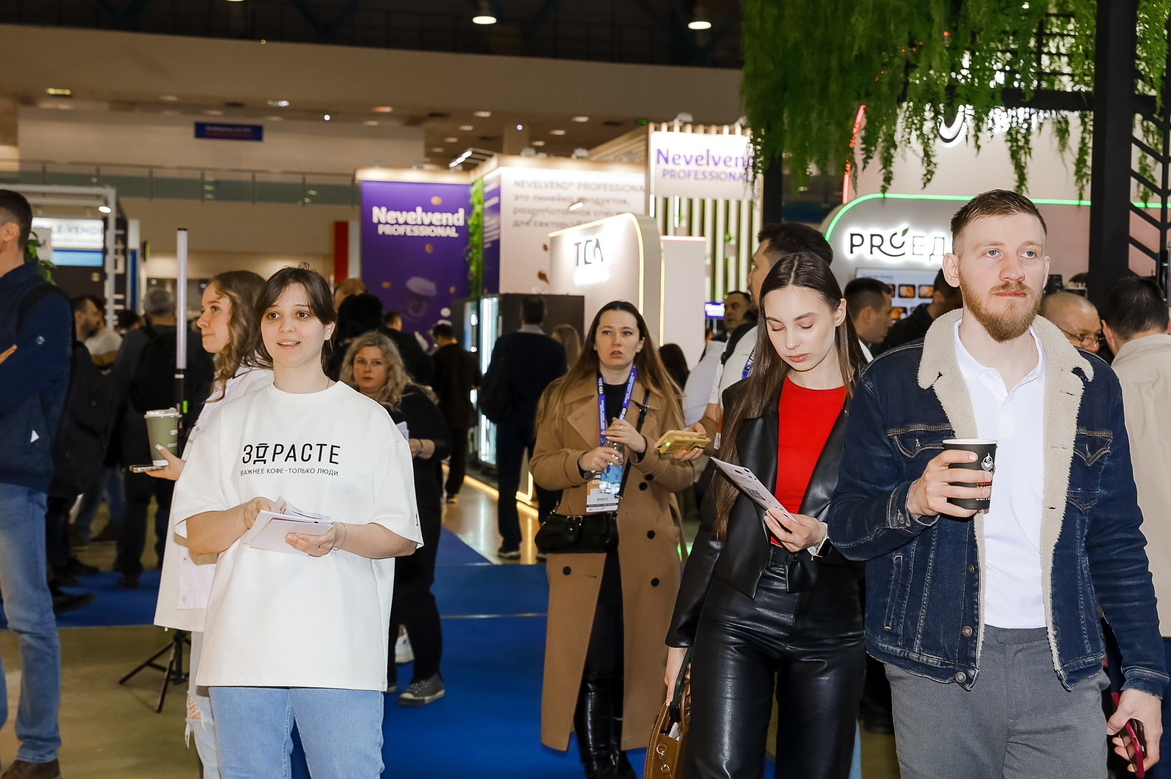 VERSOUS. ЭКСПОЦЕНТР. ЗДРАСТЕ. Фотограф в Москве Ольга Колесникова