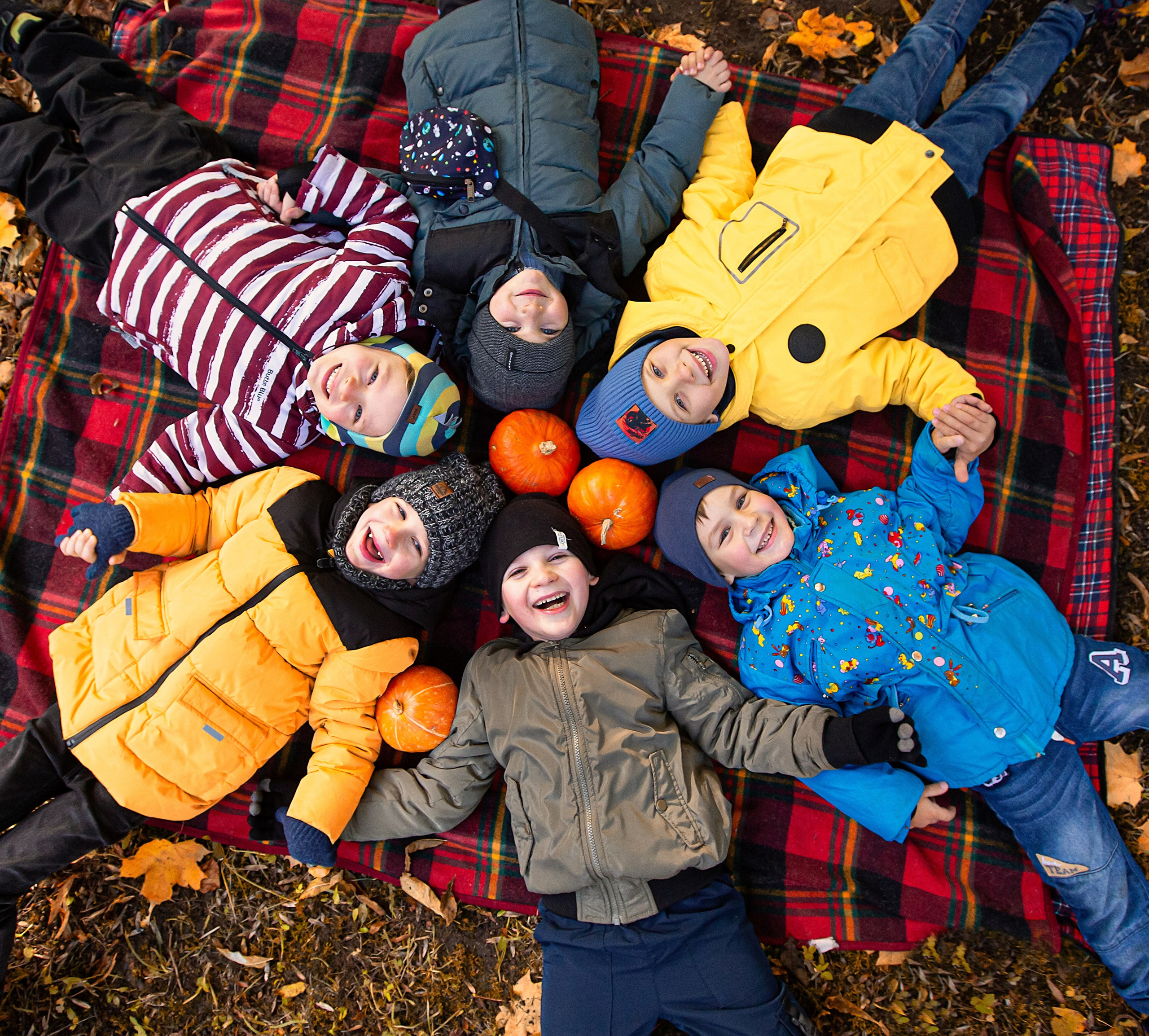 Осень в детском саду. Свадебный, семейный, детский фотограф в Санкт-Петербурге