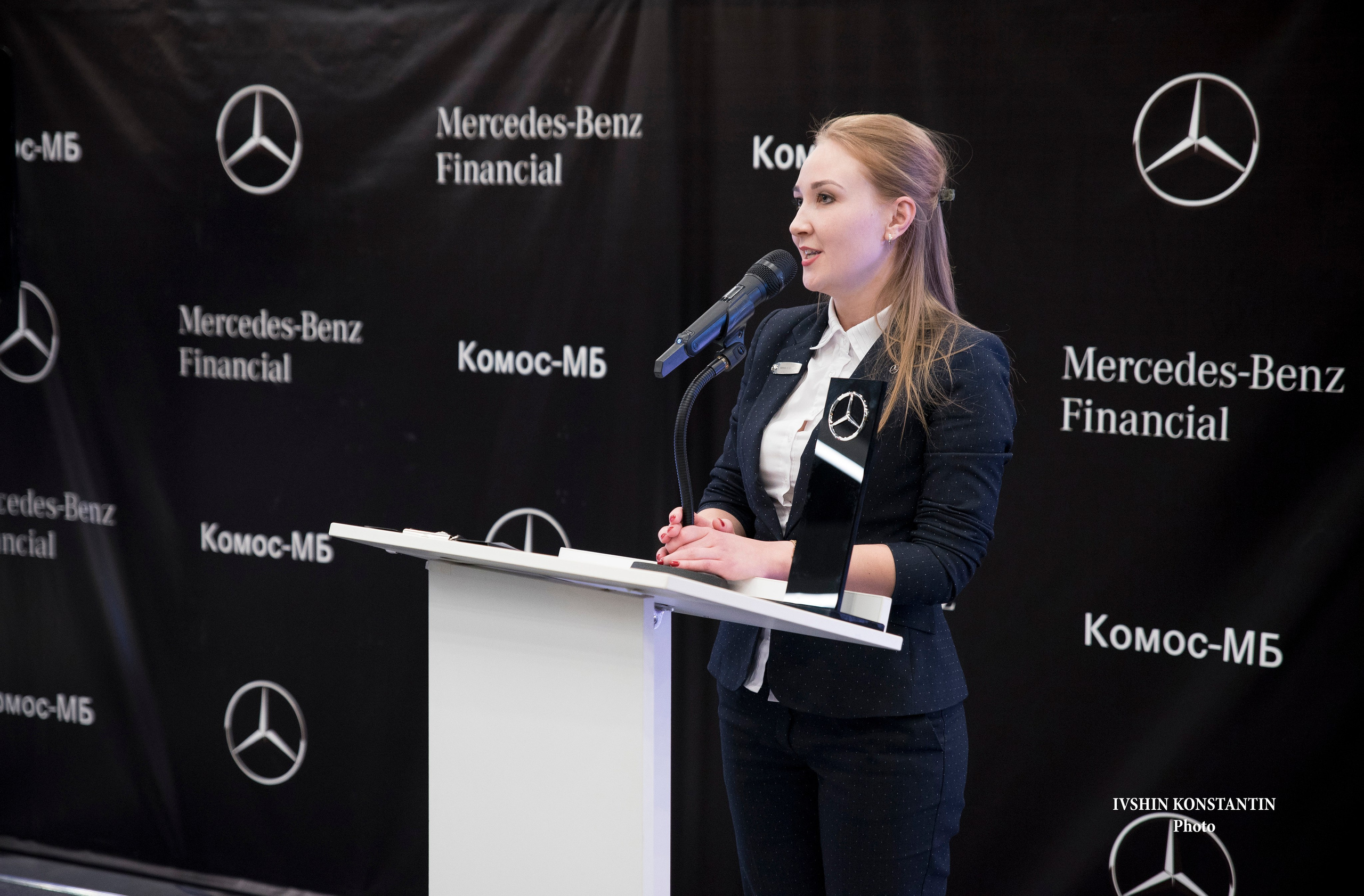 Презентация автомобилей Mercedes-Benz в новом автосалоне в Ижевске