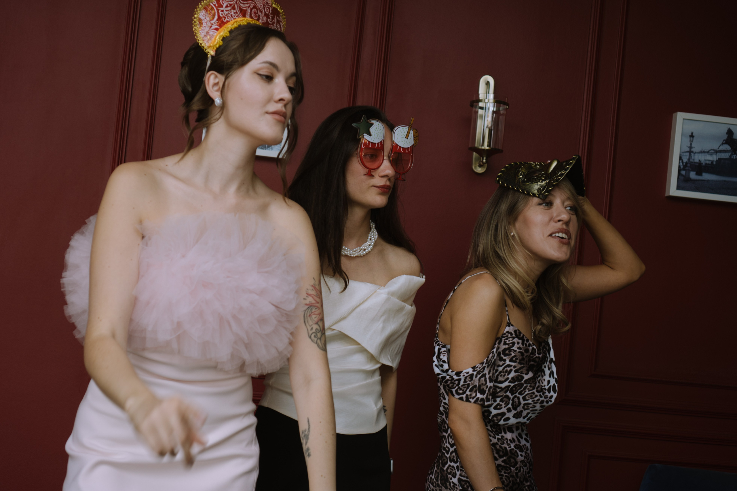 СВАДЕБНЫЙ БАНКЕТ НА ВЛАДИМИРСКОЙ В САНКТ-ПЕТЕРБУРГЕ (КАМЕРНАЯ СВАДЬБА). Профессиональный фотограф, Санкт-Петербург — Виктория Богомолова