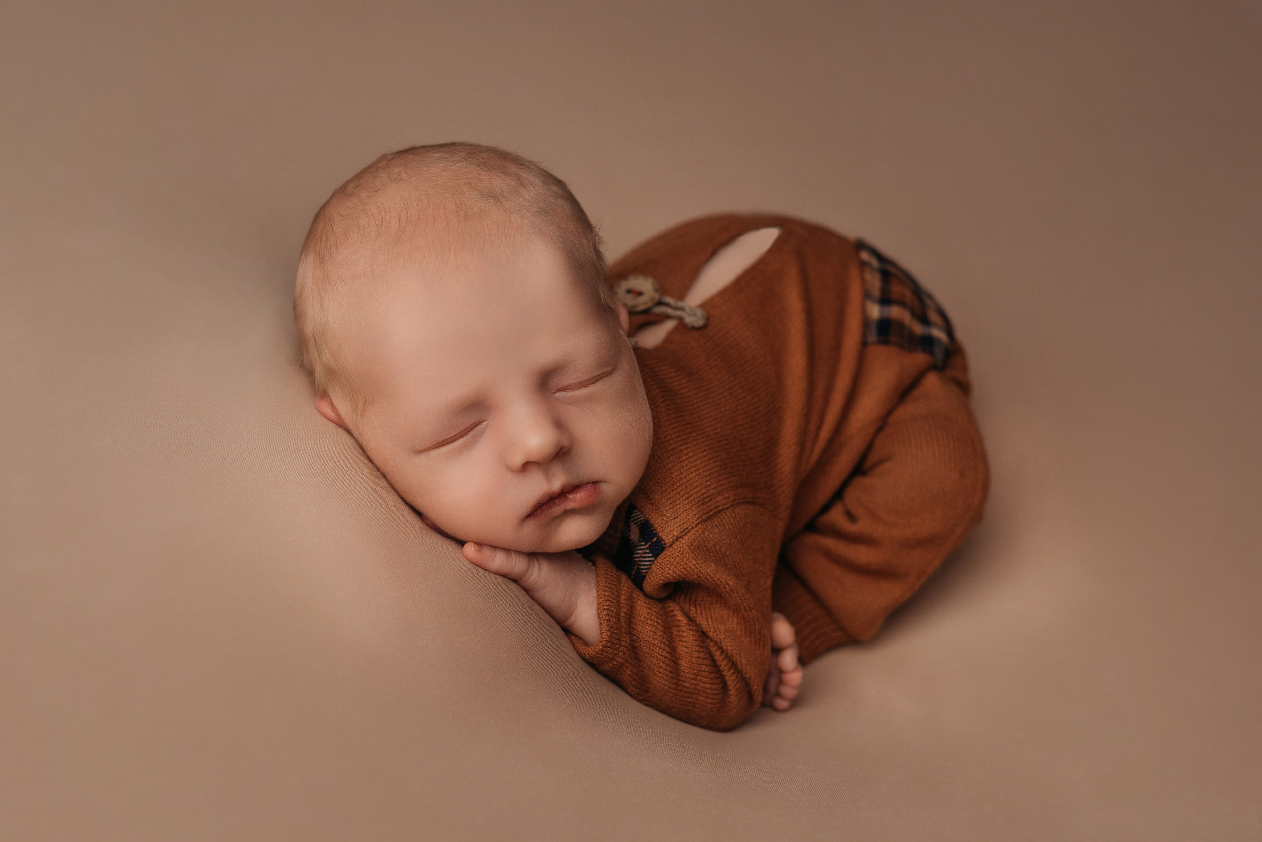 Андрей. Фотограф новорожденных Белгород