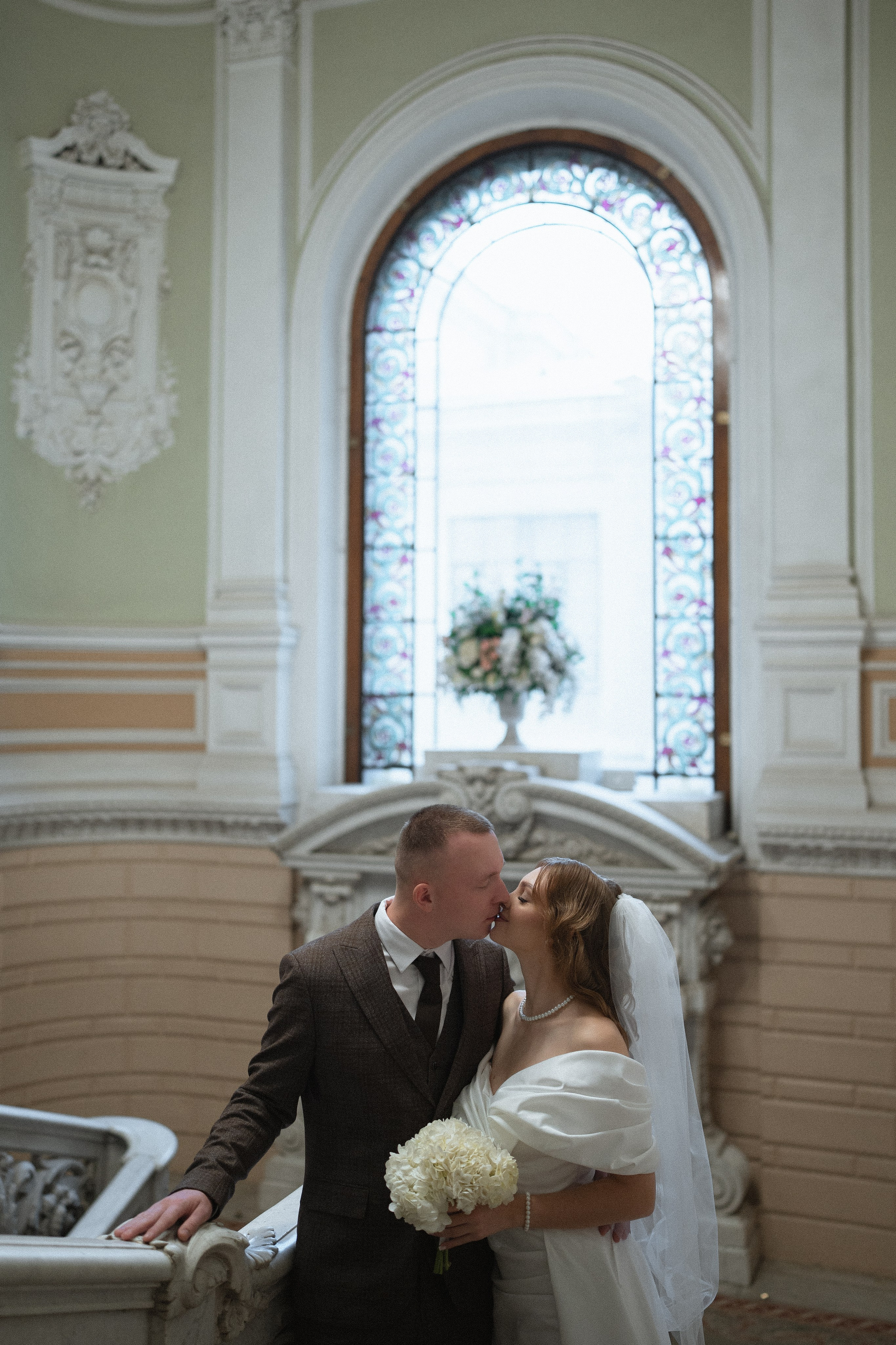 Дмитрий и Кира (Эрмитаж). Свадебный фотограф в Санкт-Петербурге