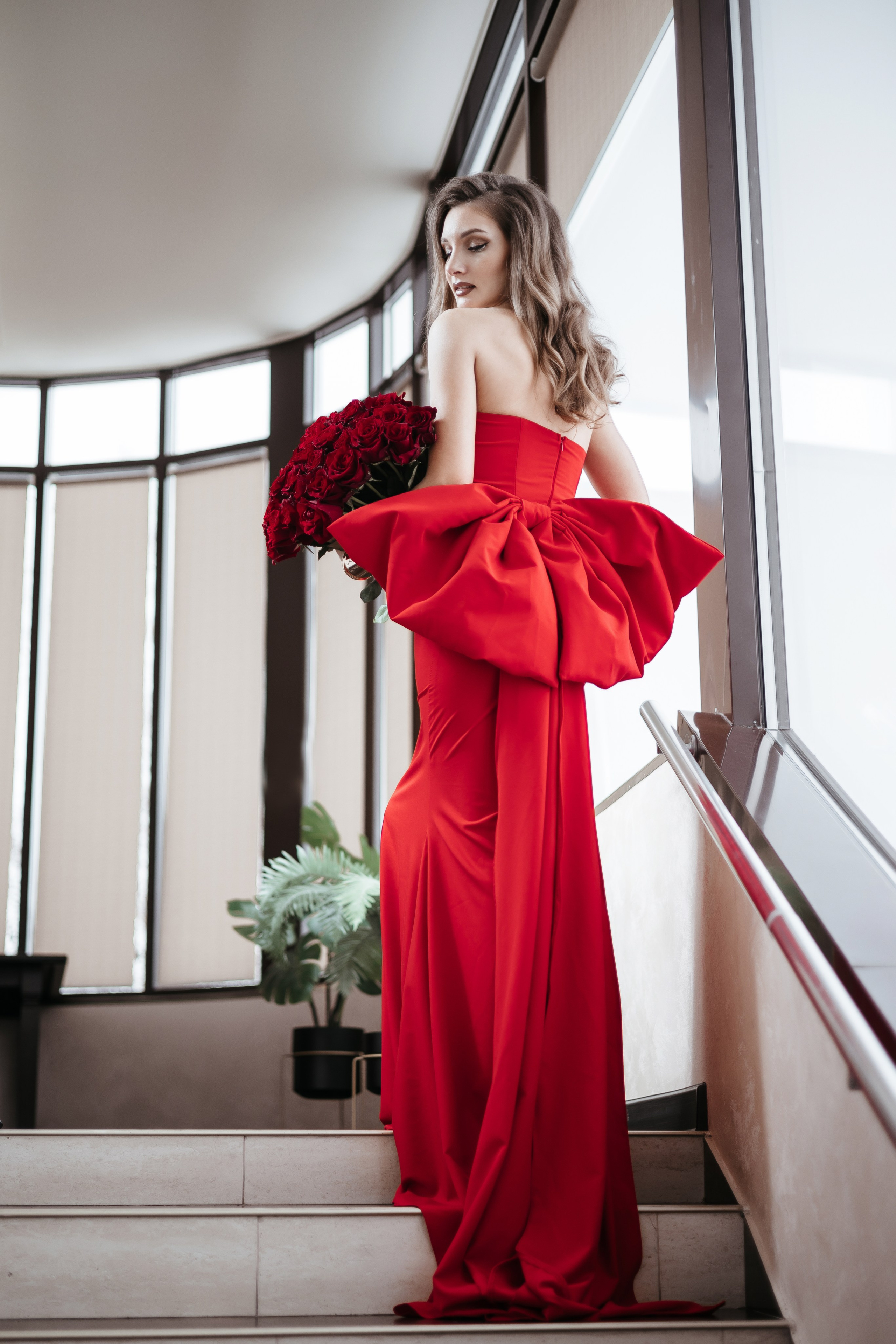 Lady in Red. Главная