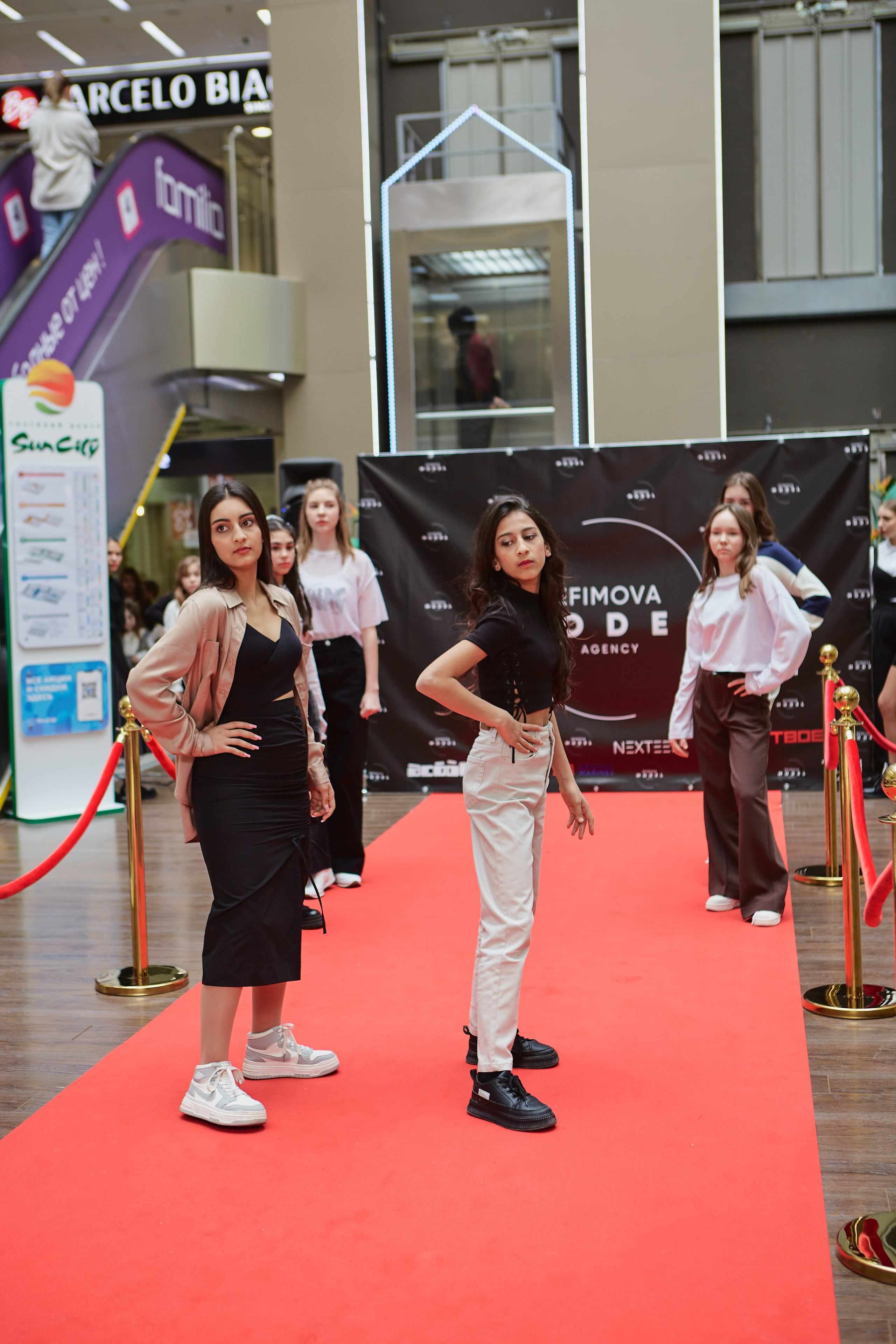 FASHION SHOW ТЦ Sun City. Efimova Model Agency