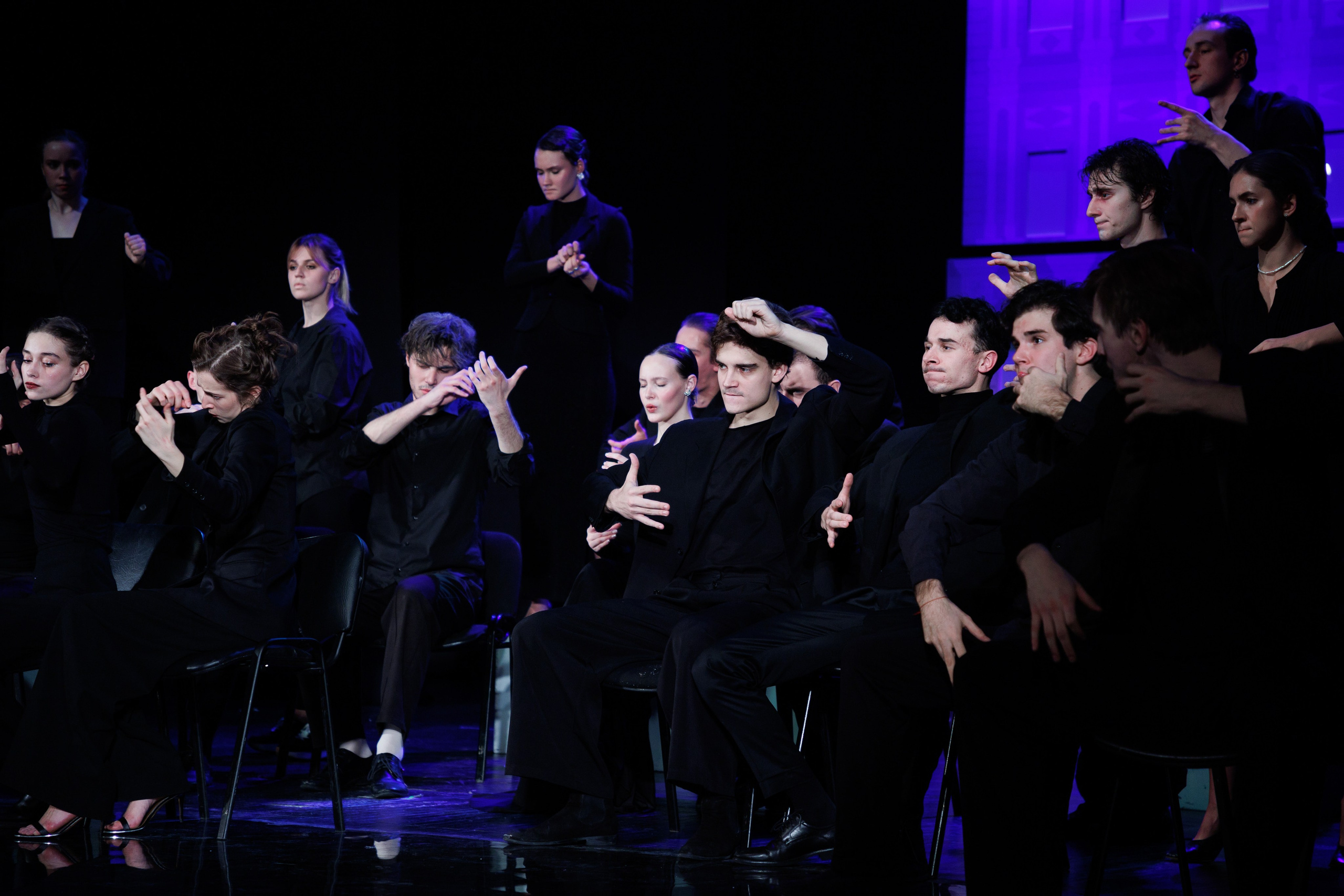 МХАТ. Новый квадрат. Фотограф городских и семейных событий Артем Карпухин