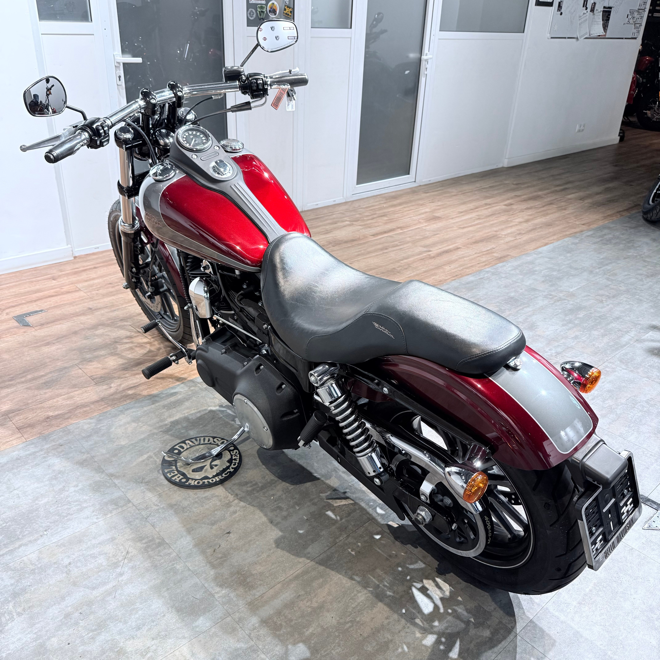 2014 Street Bob АВS Мysterious Red Dеluхe. Hello Davidson, Москва. Только хорошие мотоциклы…