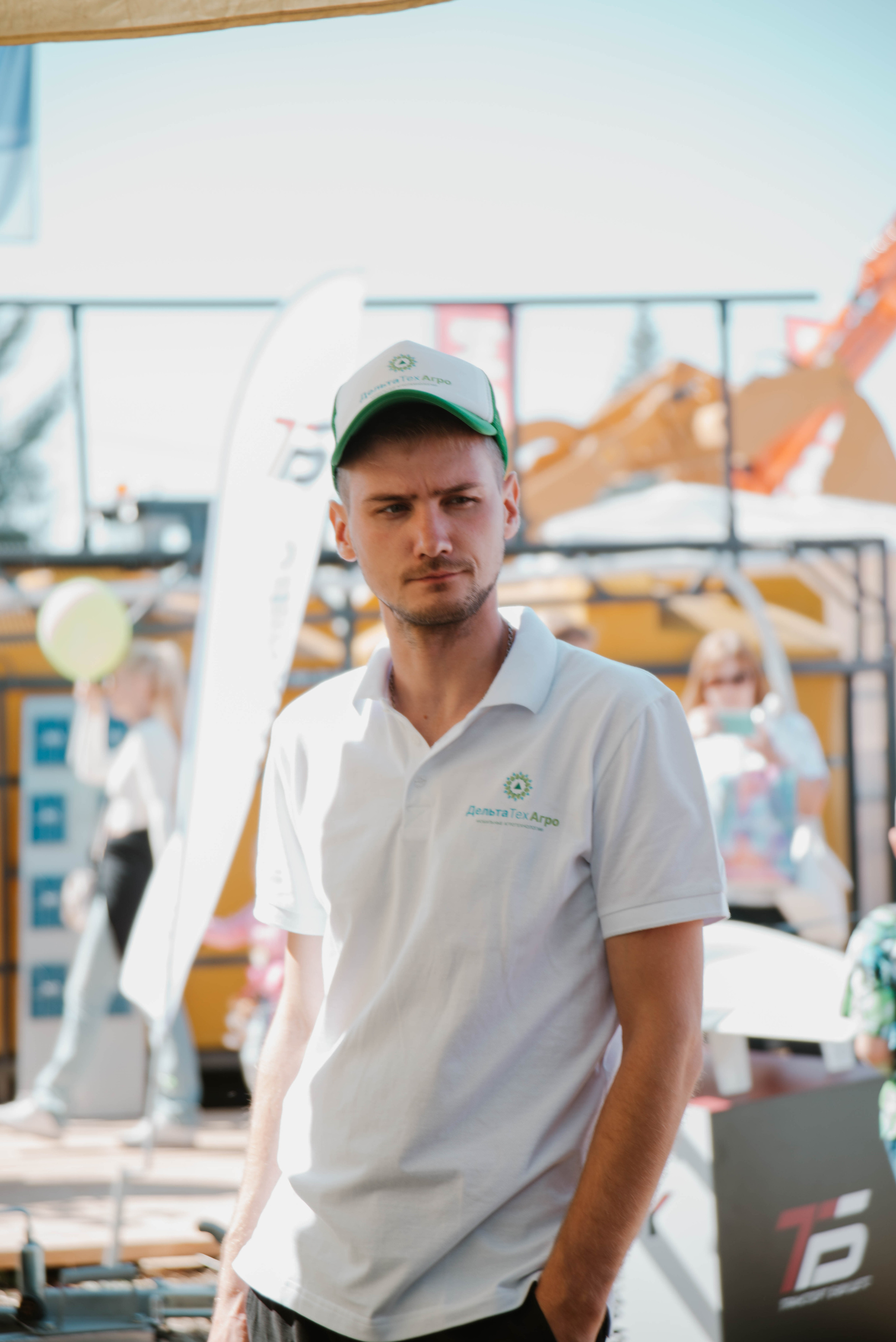 Компания «Транспорт будущего» на промышленной выставке. Ксения Glossa. Портретный и репортажный фотограф в Самаре