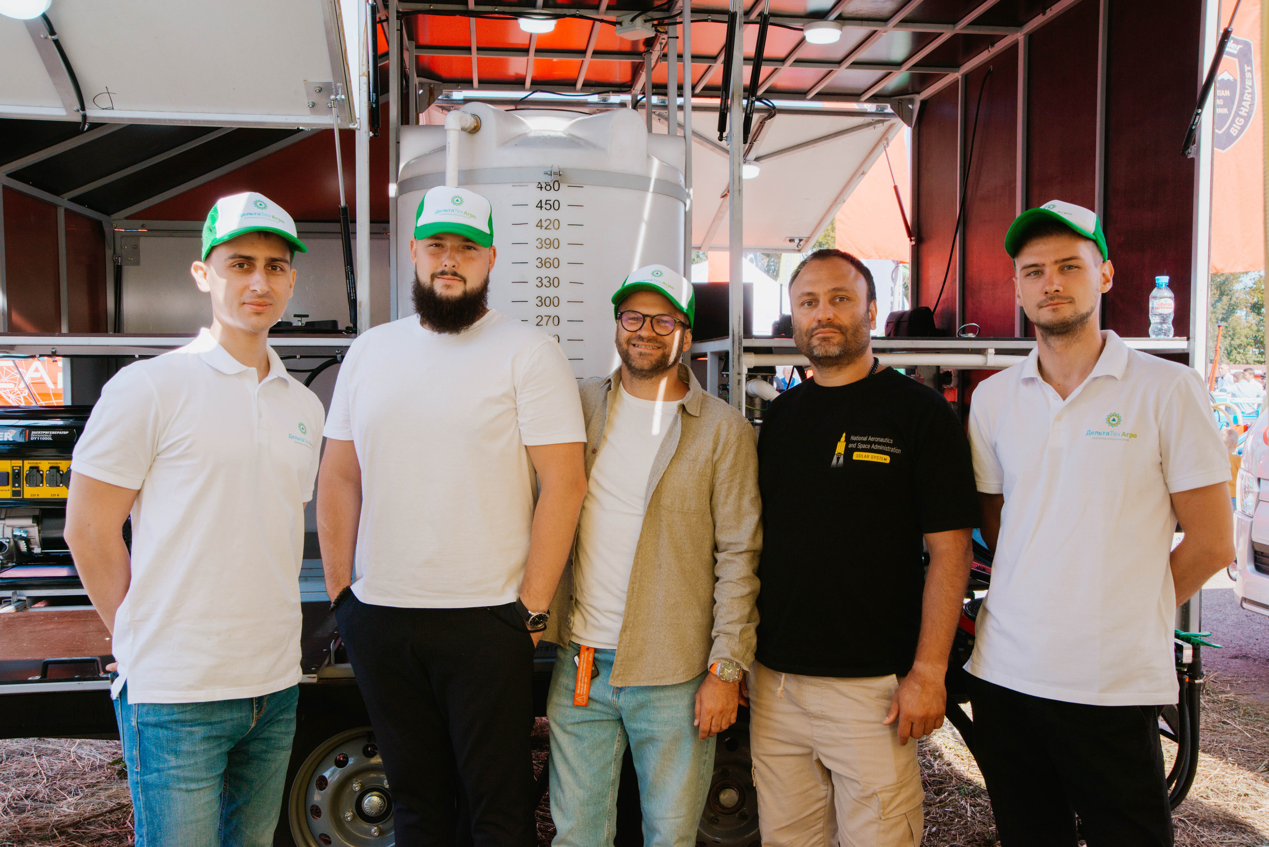 Компания «Транспорт будущего» на промышленной выставке. Ксения Glossa. Портретный и репортажный фотограф в Самаре