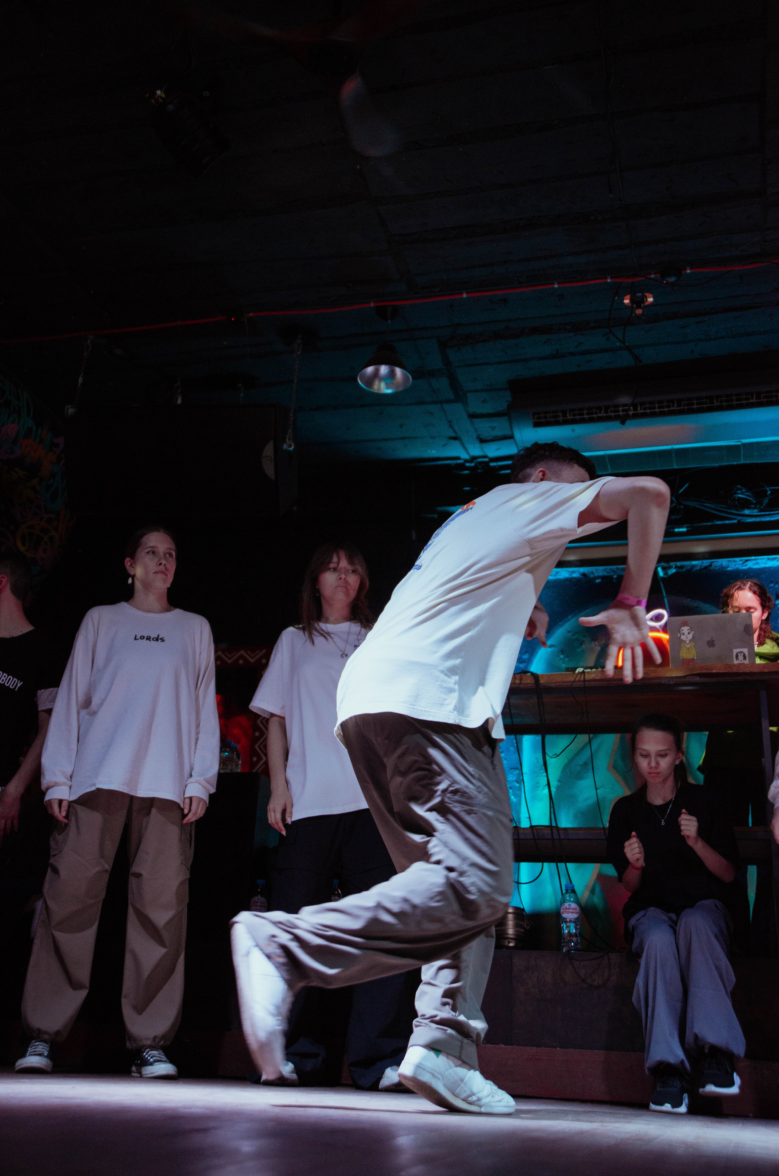 Вечеринка в баре «Вечно молодой». Ксения Glossa. Портретный и репортажный фотограф в Самаре